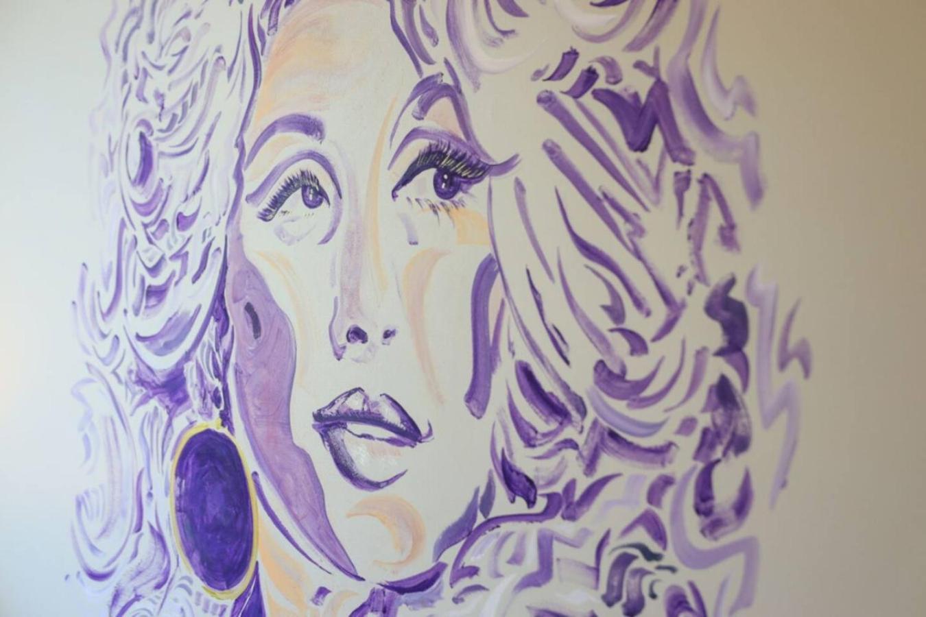 Violet Vogue - Rooftop Patio - Skee-ball Game * Nashville