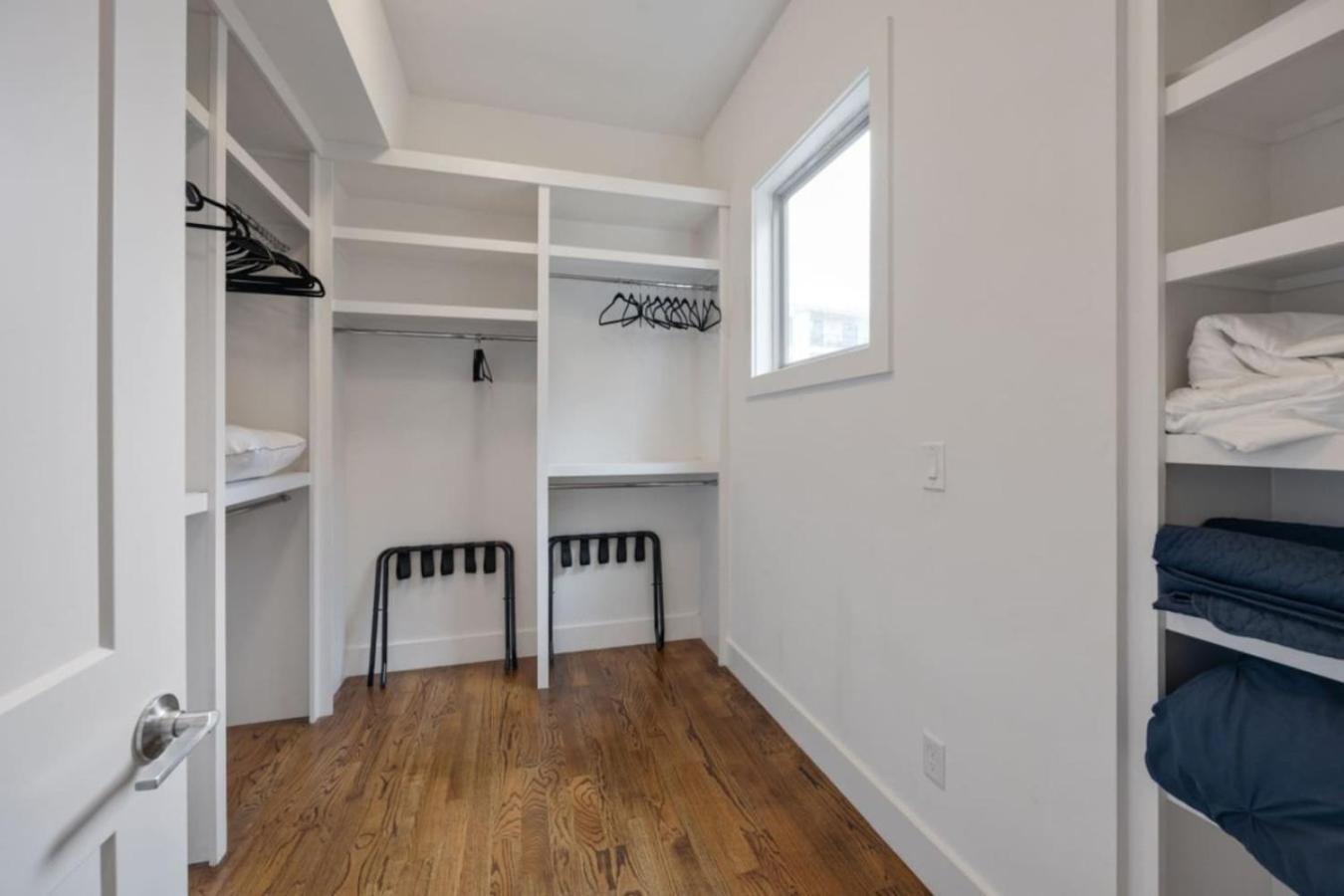 The Ivy 3 Bedroom 2.5 Bath In West End Holiday home Nashville