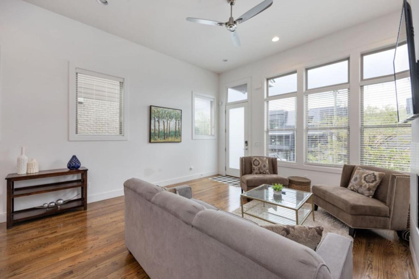 The Ivy 3 Bedroom 2.5 Bath In West End * Nashville