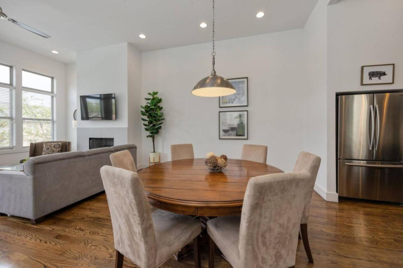 The Ivy 3 Bedroom 2.5 Bath In West End