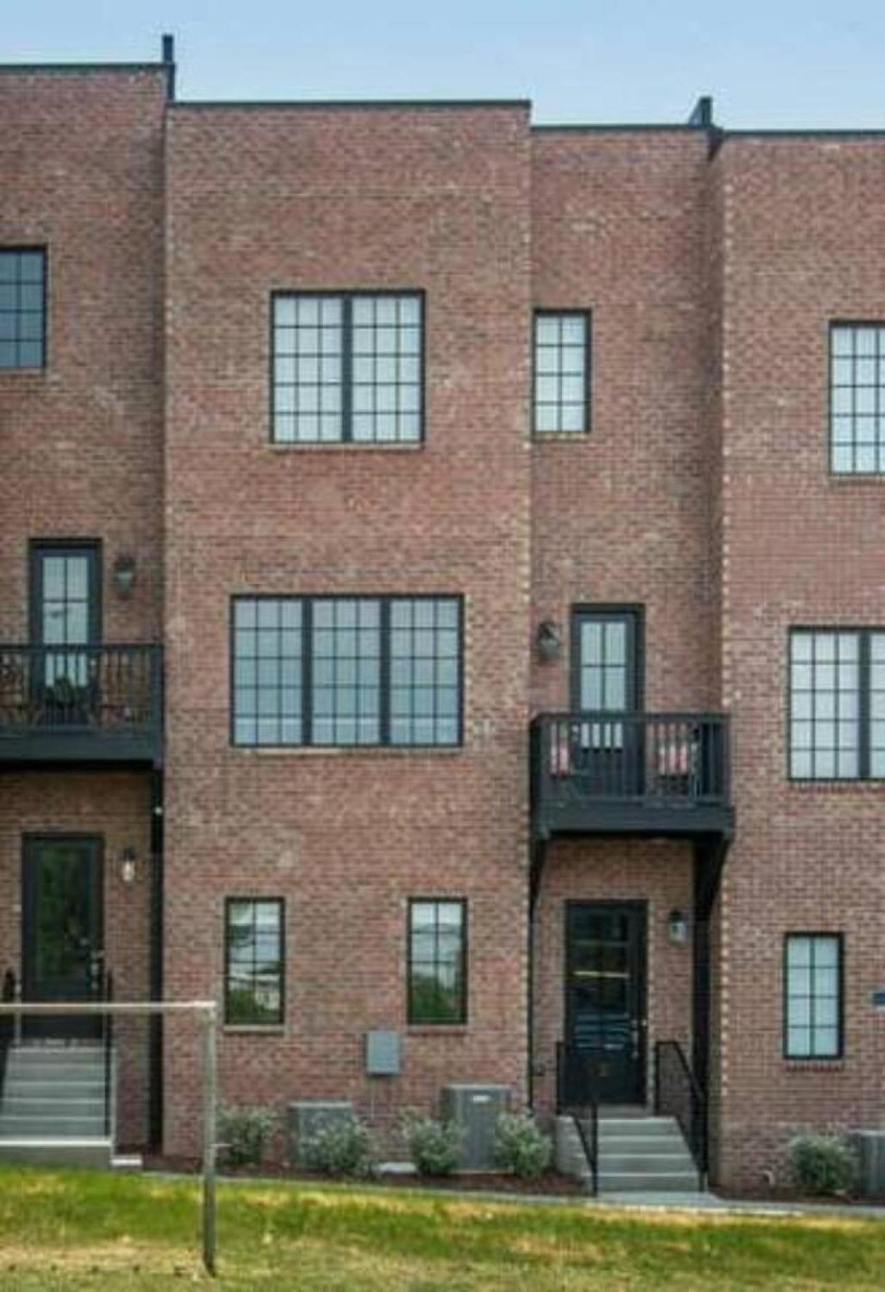 Two Beautiful Homes - Walkable To Geodis * Nashville