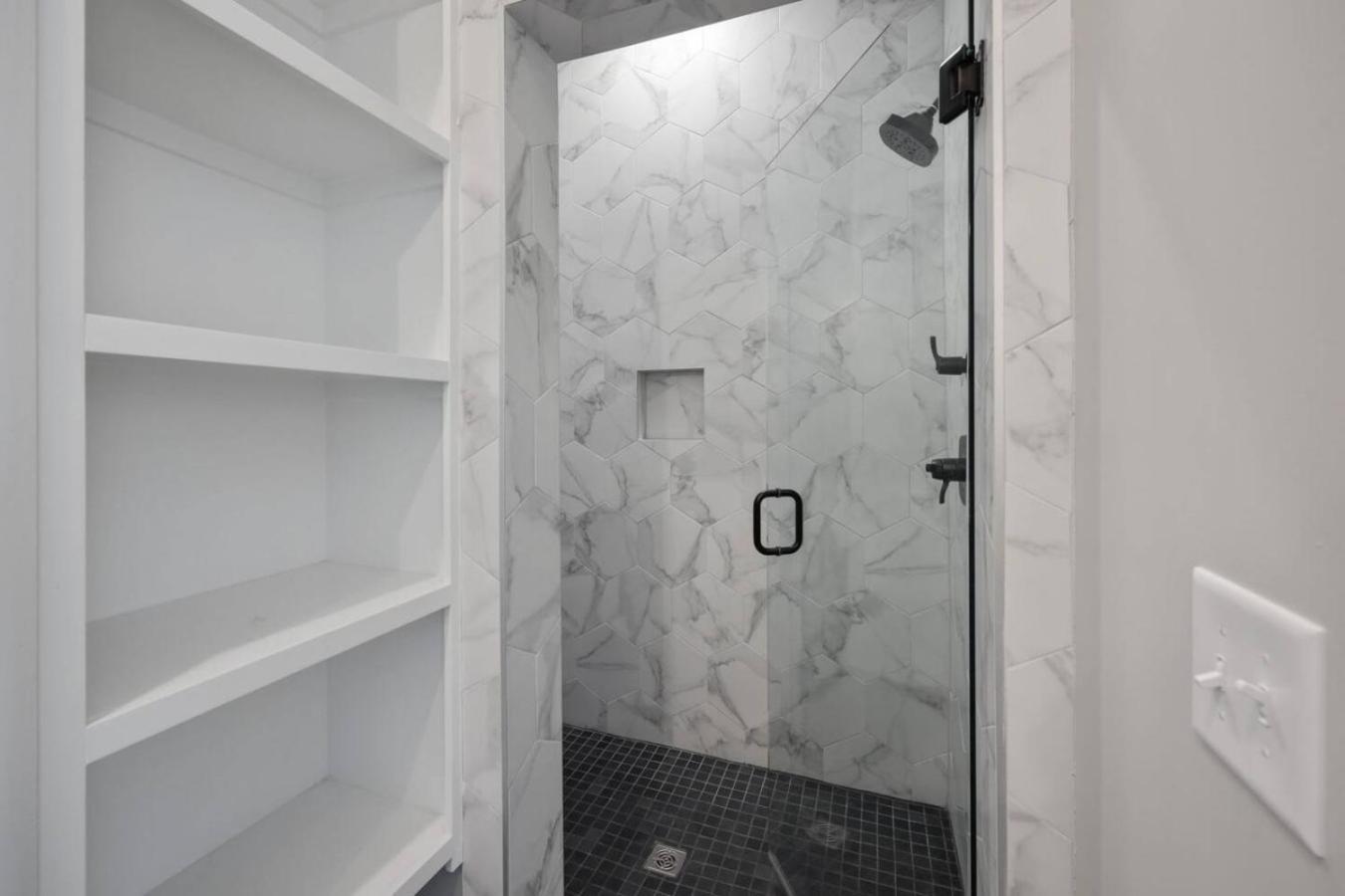 Two Townhomes- Rooftop Lounges- Hot Tub- Game Nashville