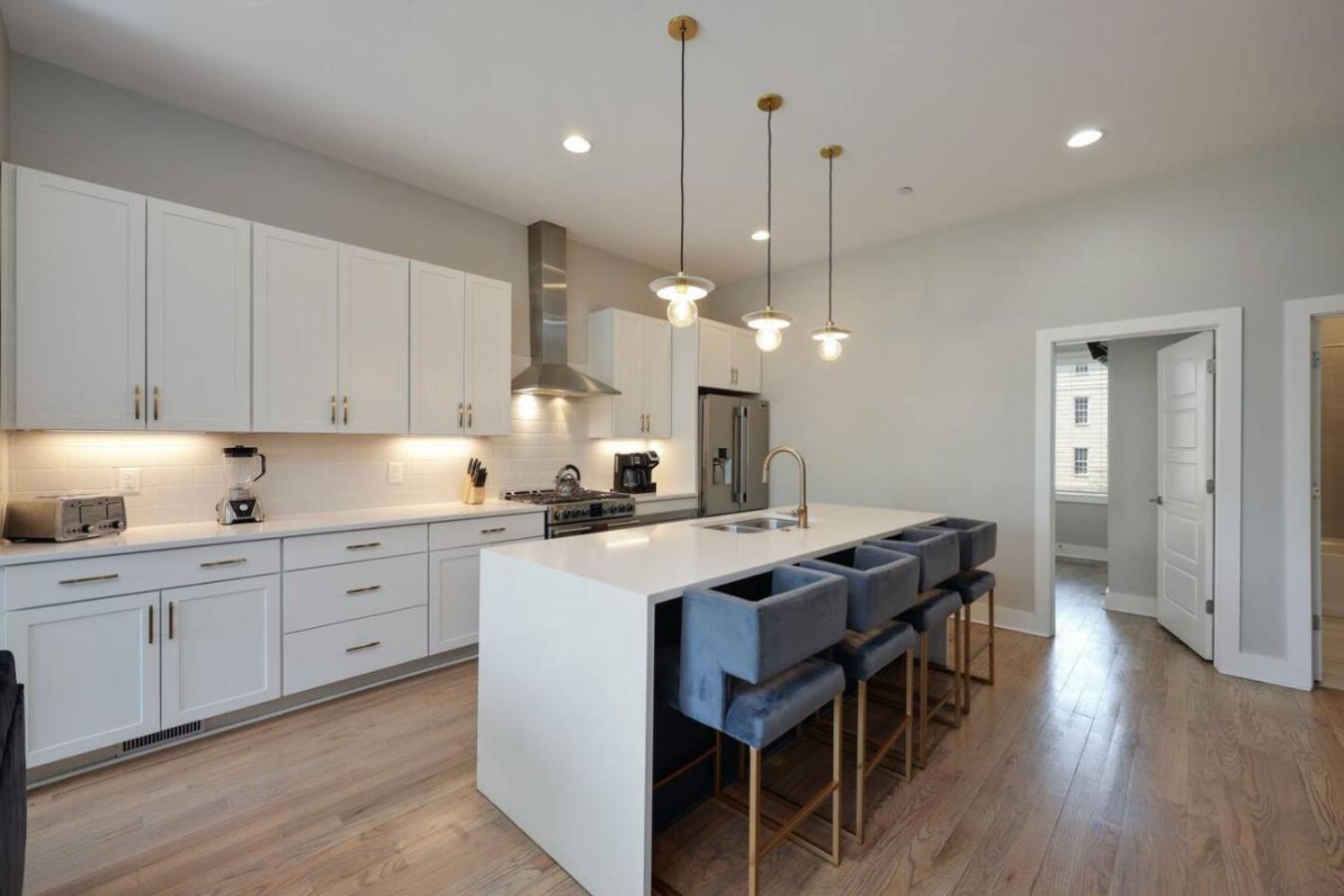 Two Townhomes- Rooftop Lounges- Hot Tub- Game Nashville