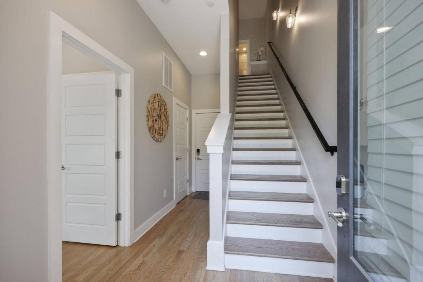 Two Townhomes- Rooftop Lounges- Hot Tub- Game * Nashville