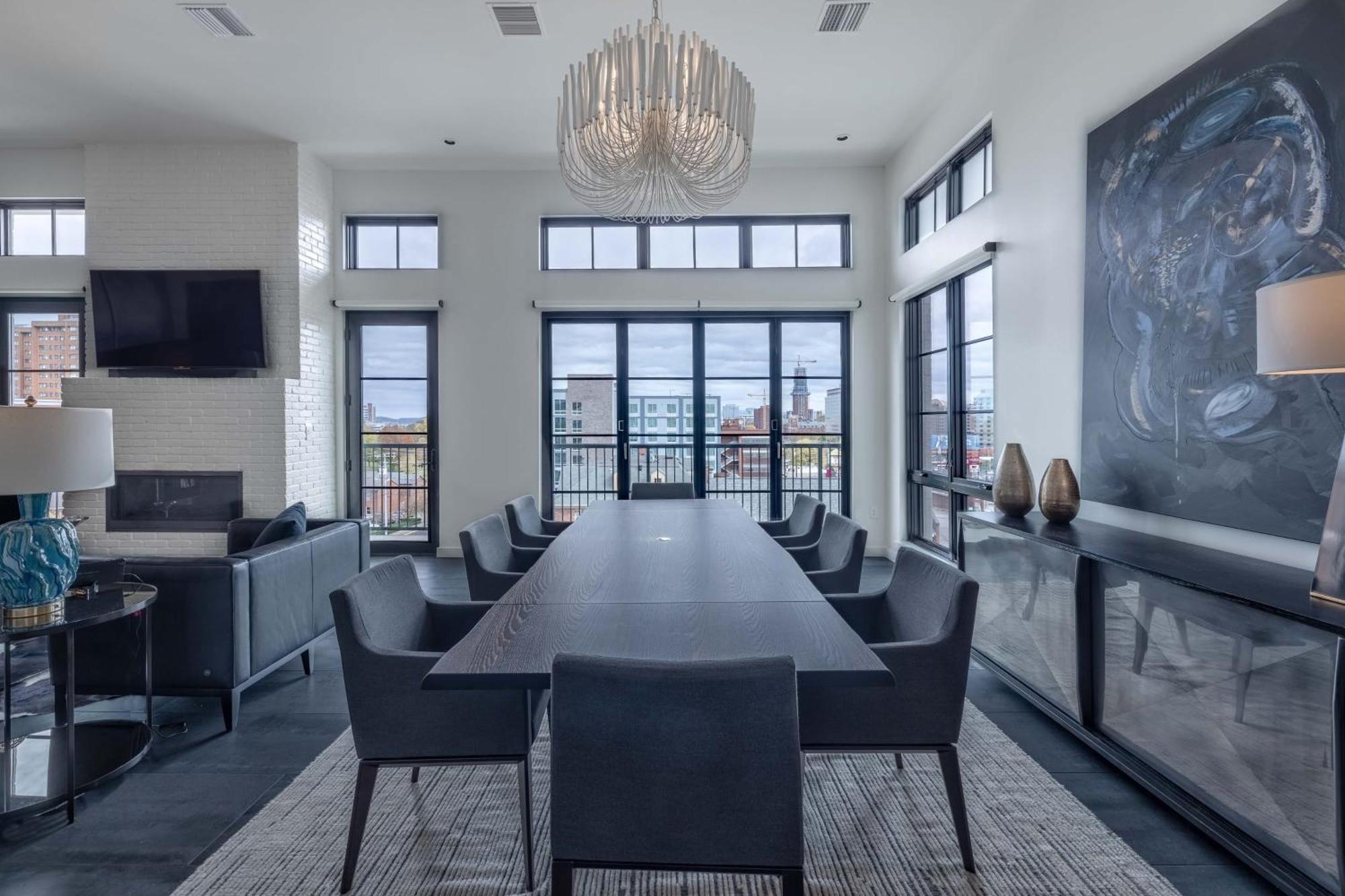 121 By Avantstay Chic Modern In