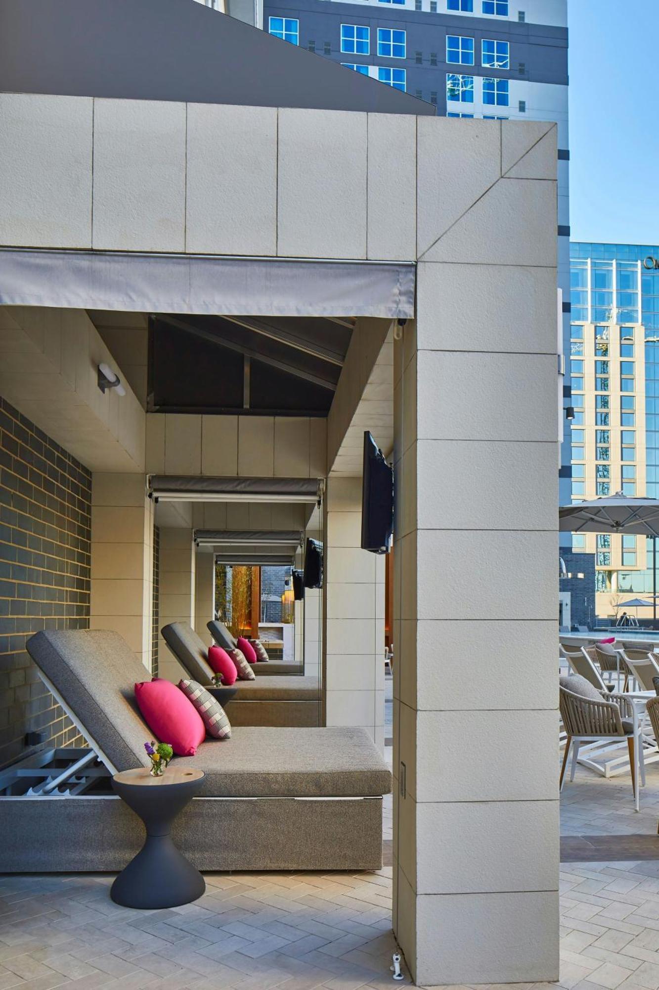 Hotel By Marriott Downtown/convention Center 3*