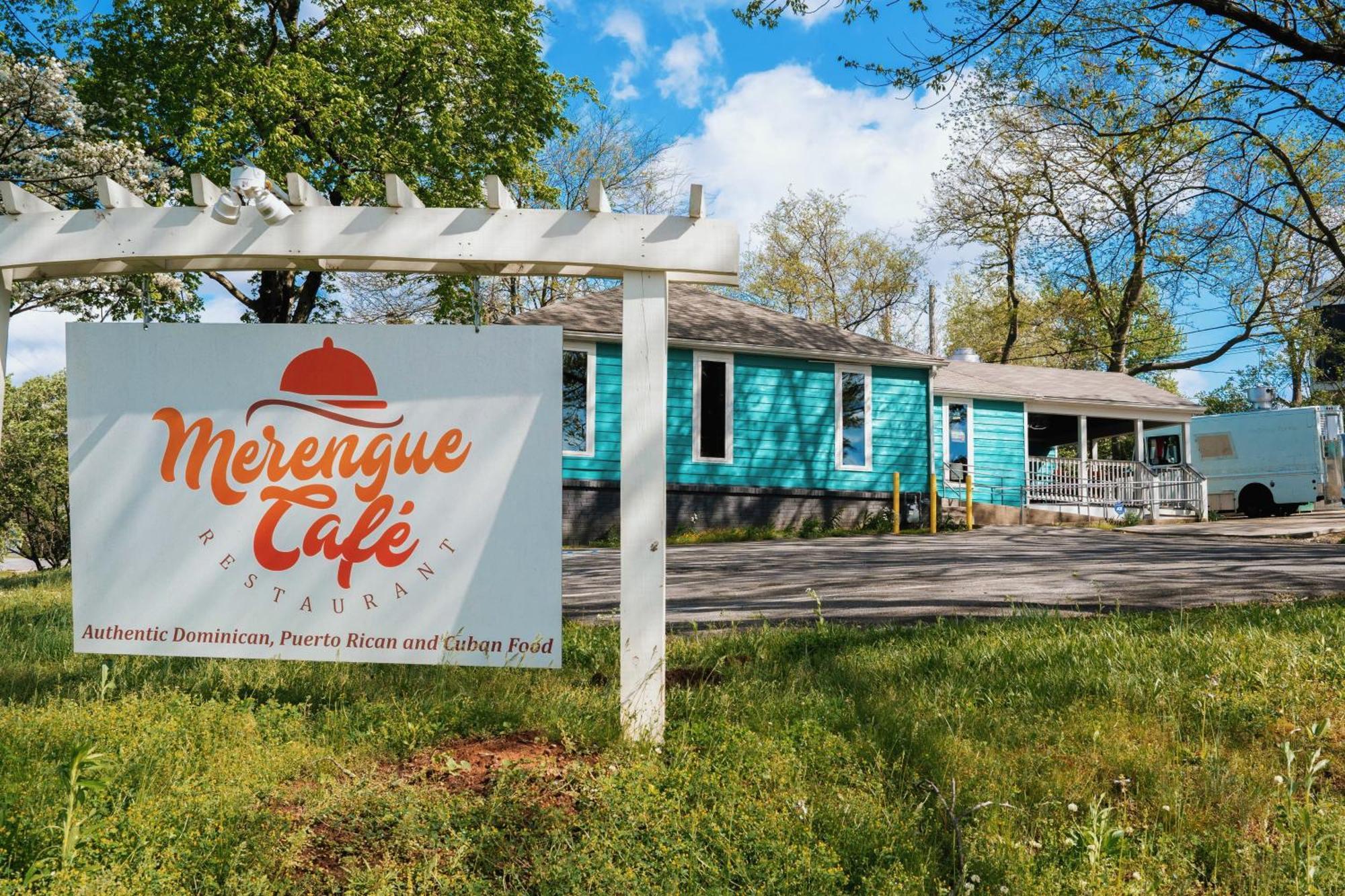 The Iris 2* Nashville