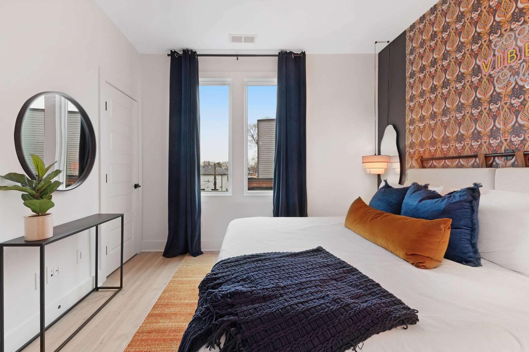 Holiday home The Aster - Rooftop Patio 2 Miles To Broadway