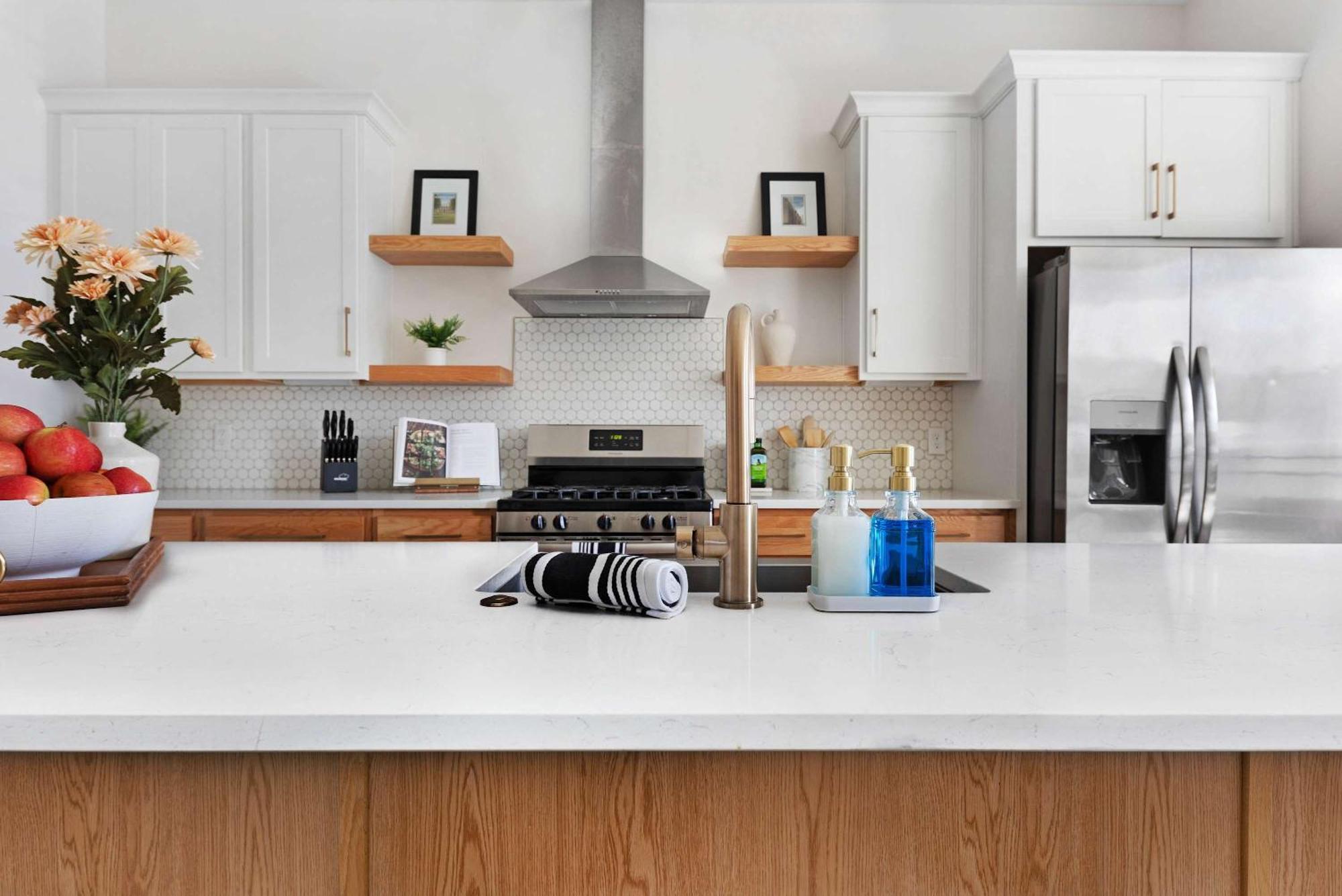 The Camellia - Rooftop Patio & Dog Friendly! Holiday home Nashville