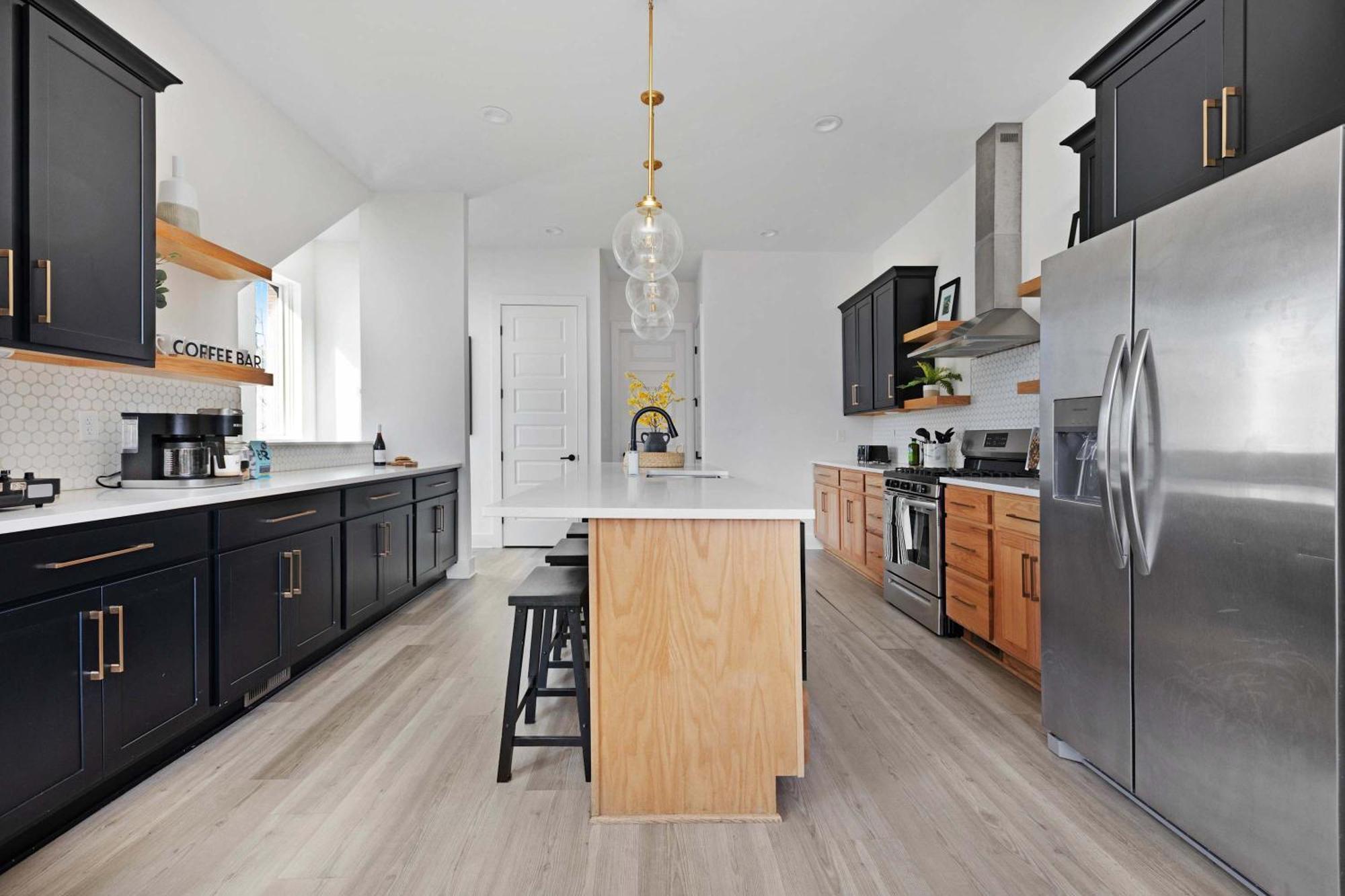 Holiday home The Aster - Rooftop Patio 2 Miles To Broadway
