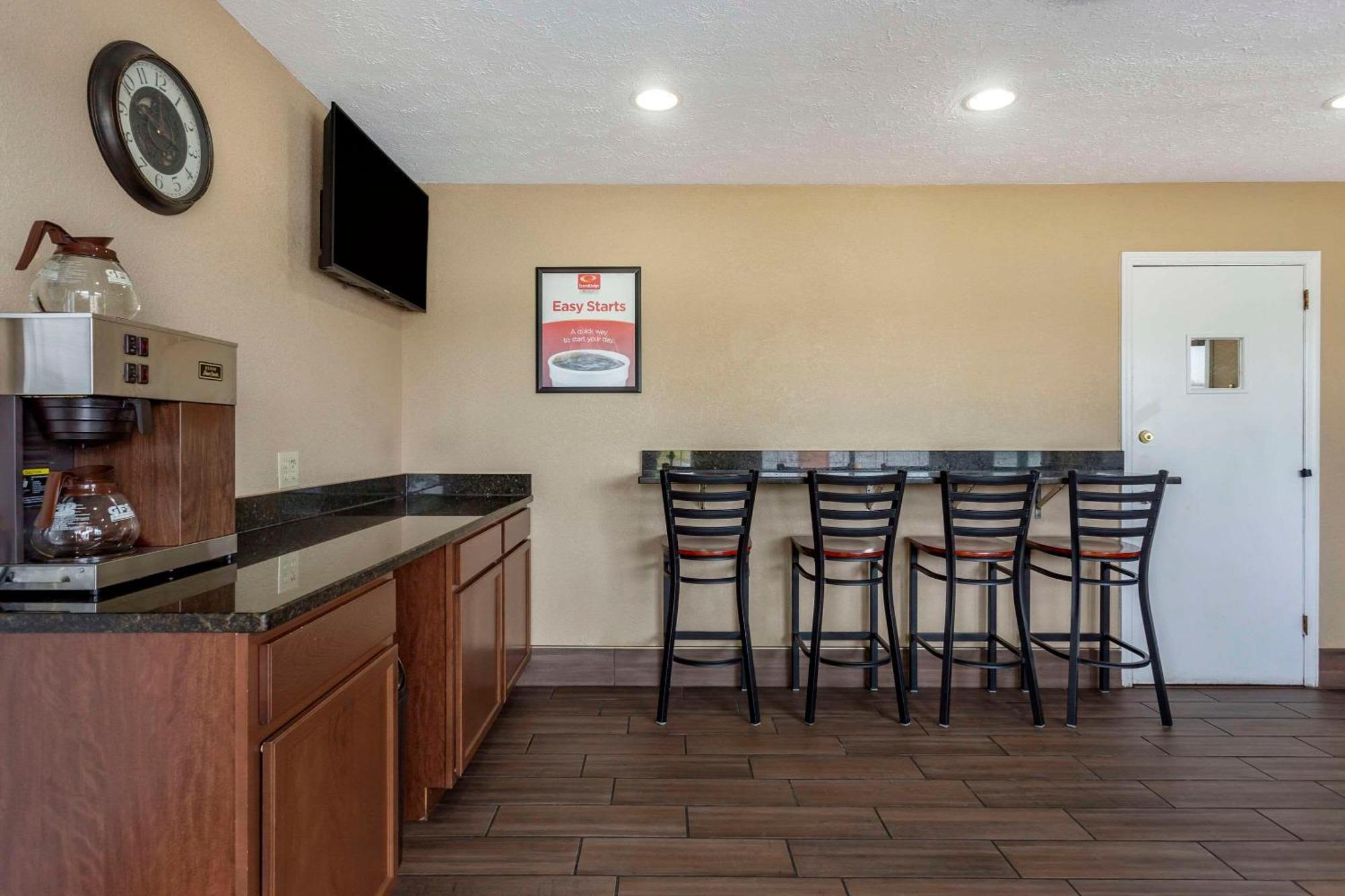 Econo North - Opryland Motel 2*