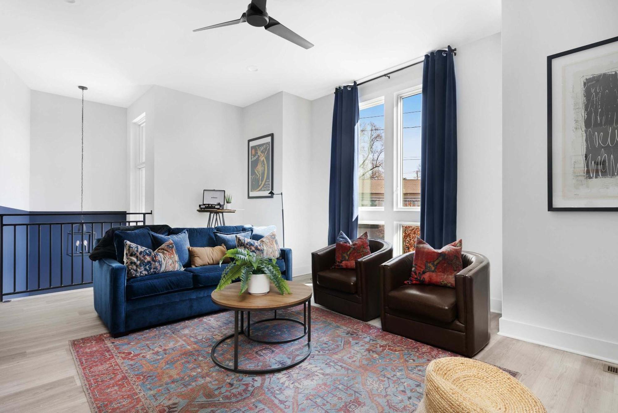 The Trillium - Beautifully Designed With Rooftop Holiday home Nashville