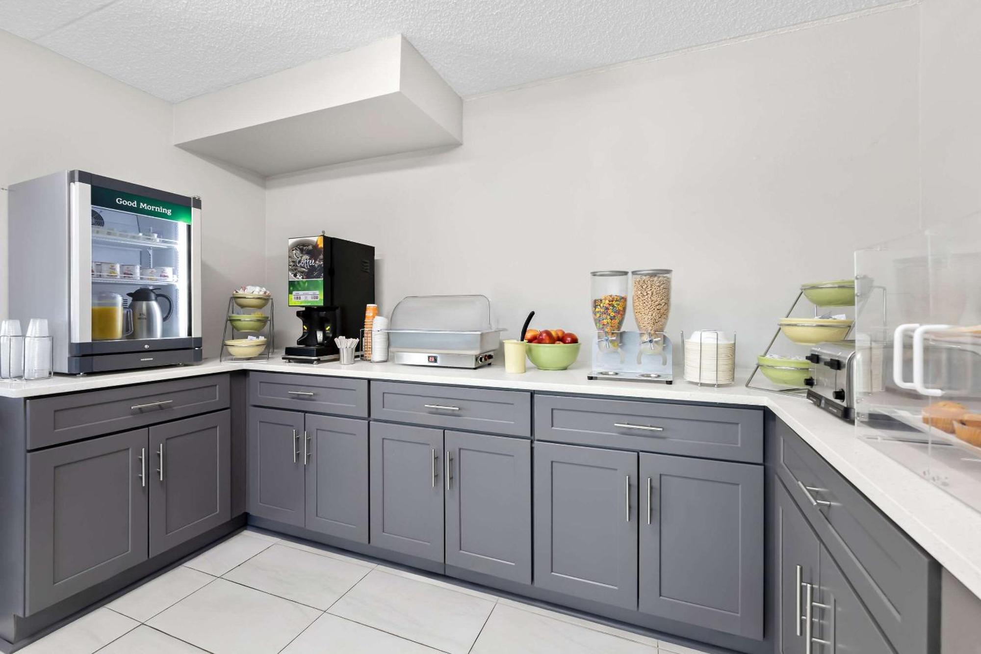 Quality - Opryland Area * Nashville