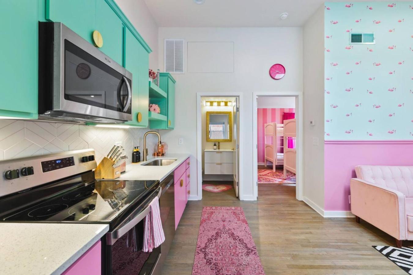 Barbie Dream - Near Restaurants, Coffee And Bar Holiday home Nashville