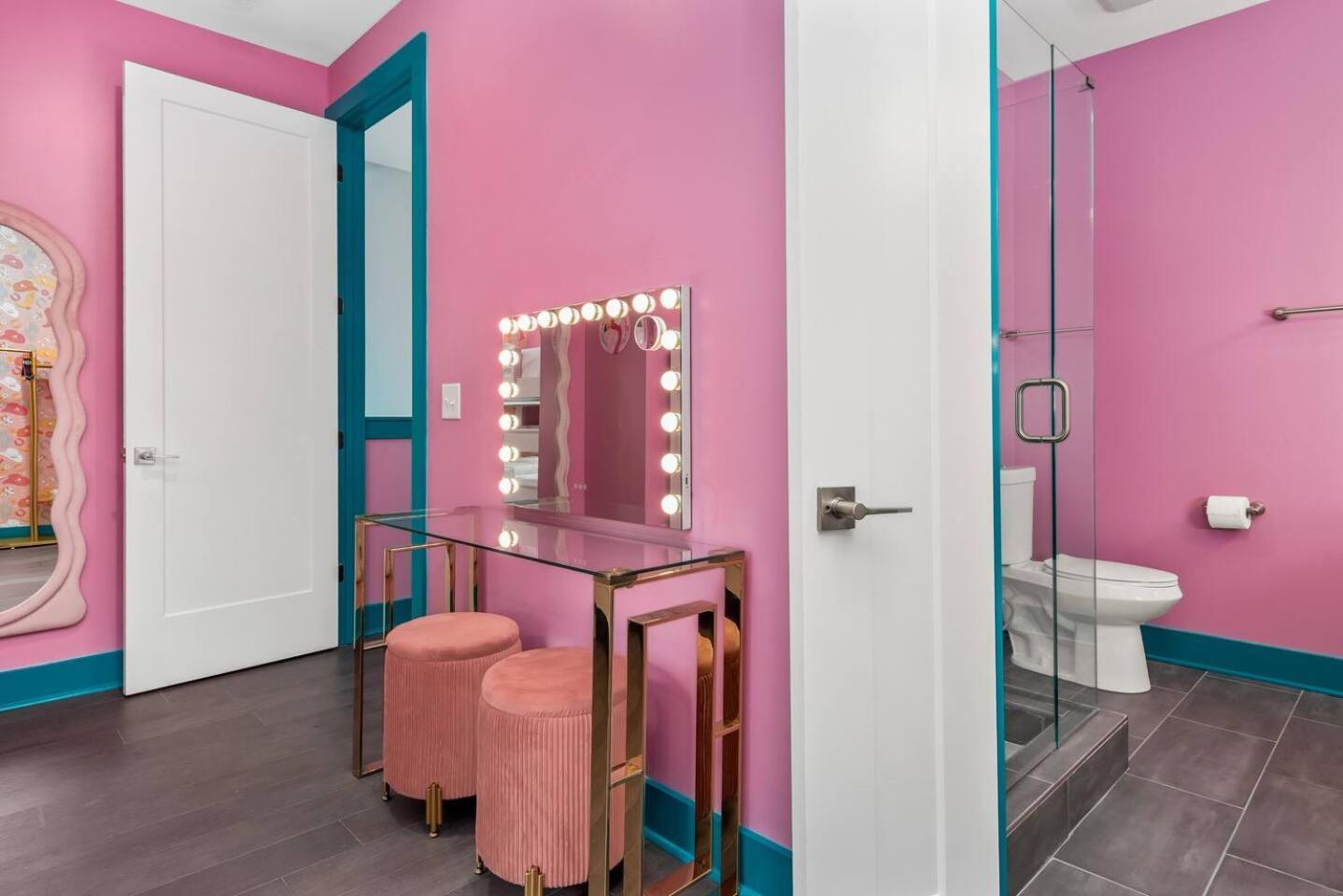The Ultimate Girls Getaway The Flamingle House Holiday home *
