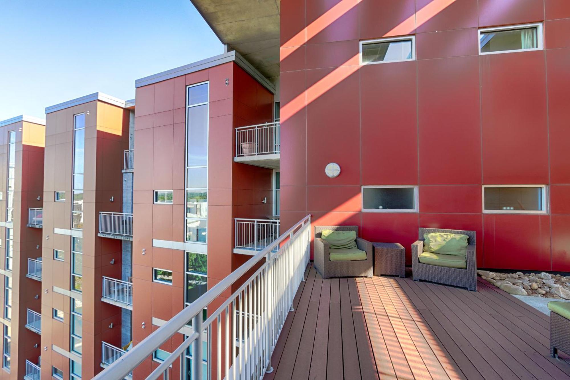 Holiday home 5m600- Two Bedroom Penthouse *