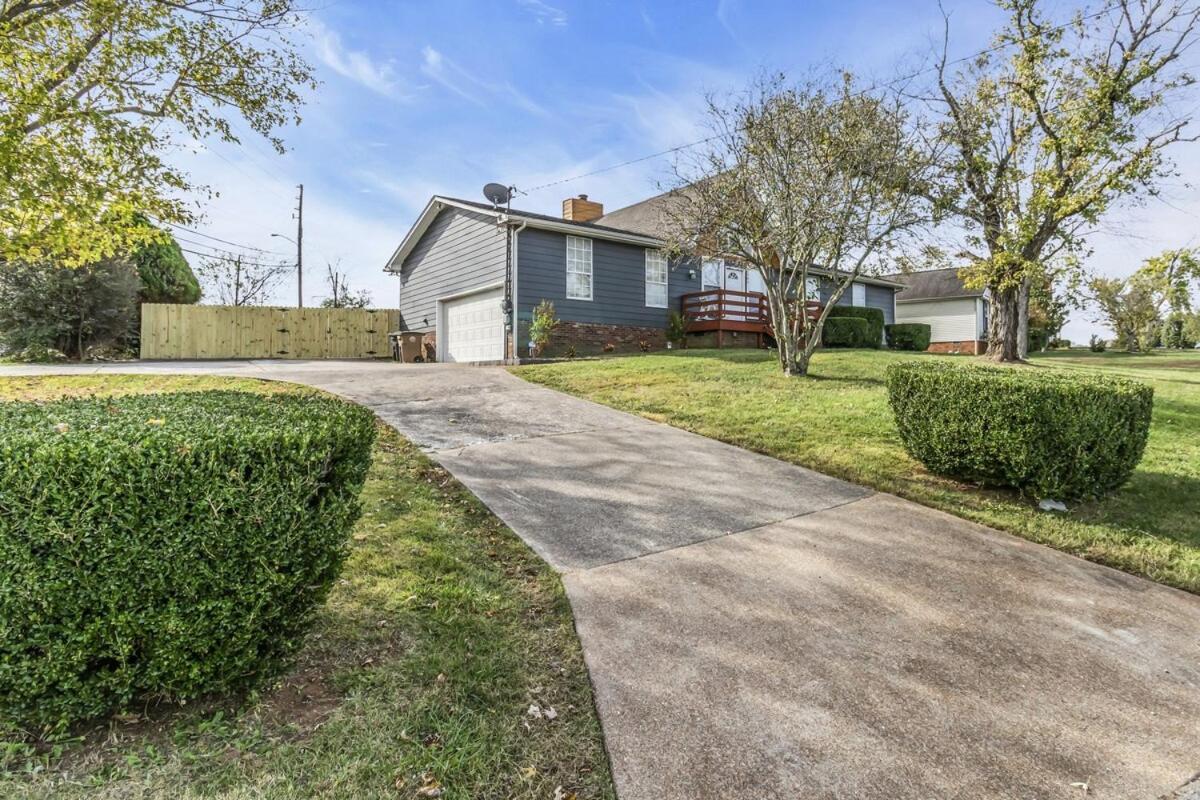 Holiday home 8 Beds! Spacious Abode Ideal For Larger Groups! Nashville