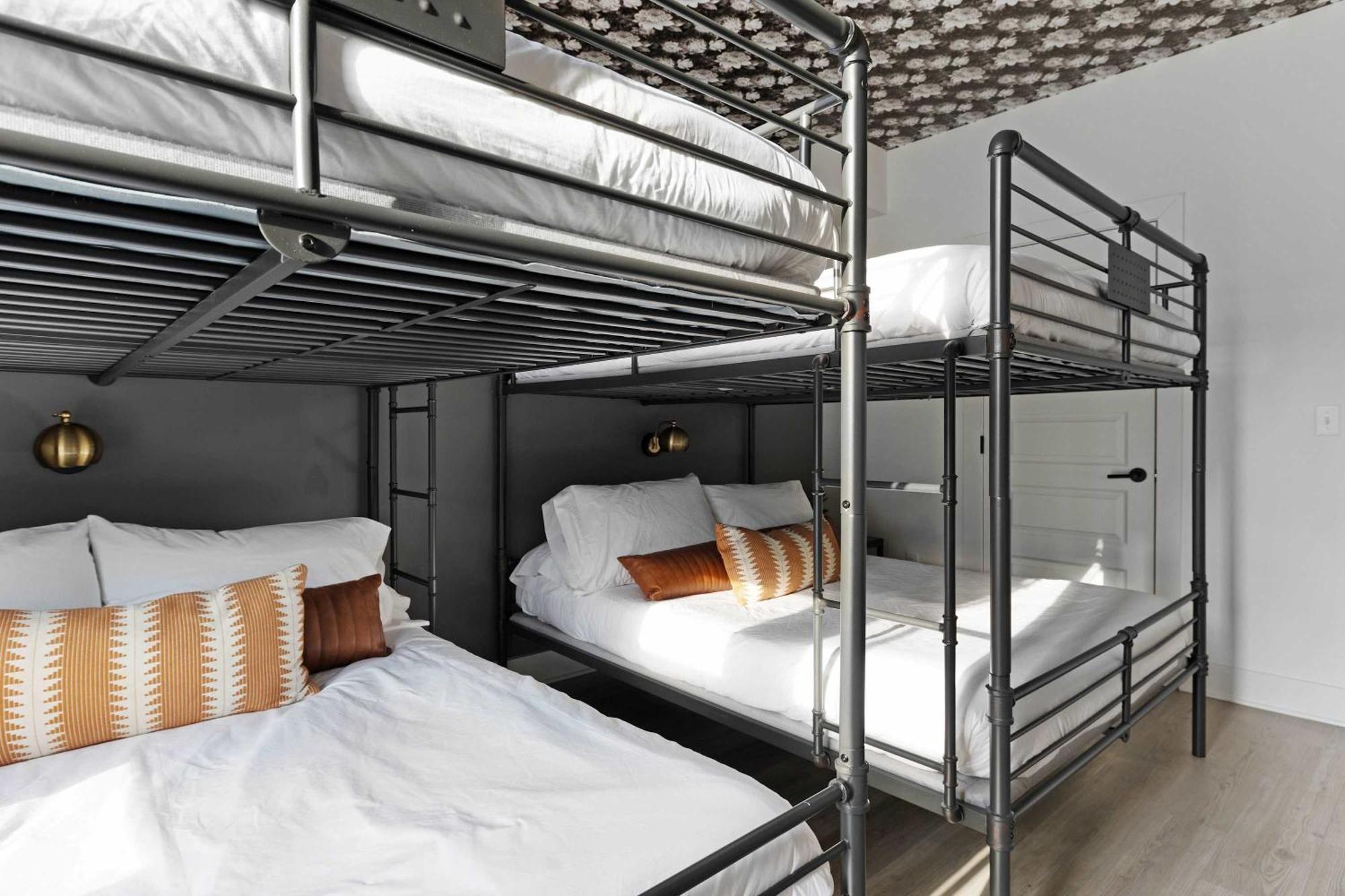 Holiday home The Camellia & The Bluestem - Two Four Bedroom Homes