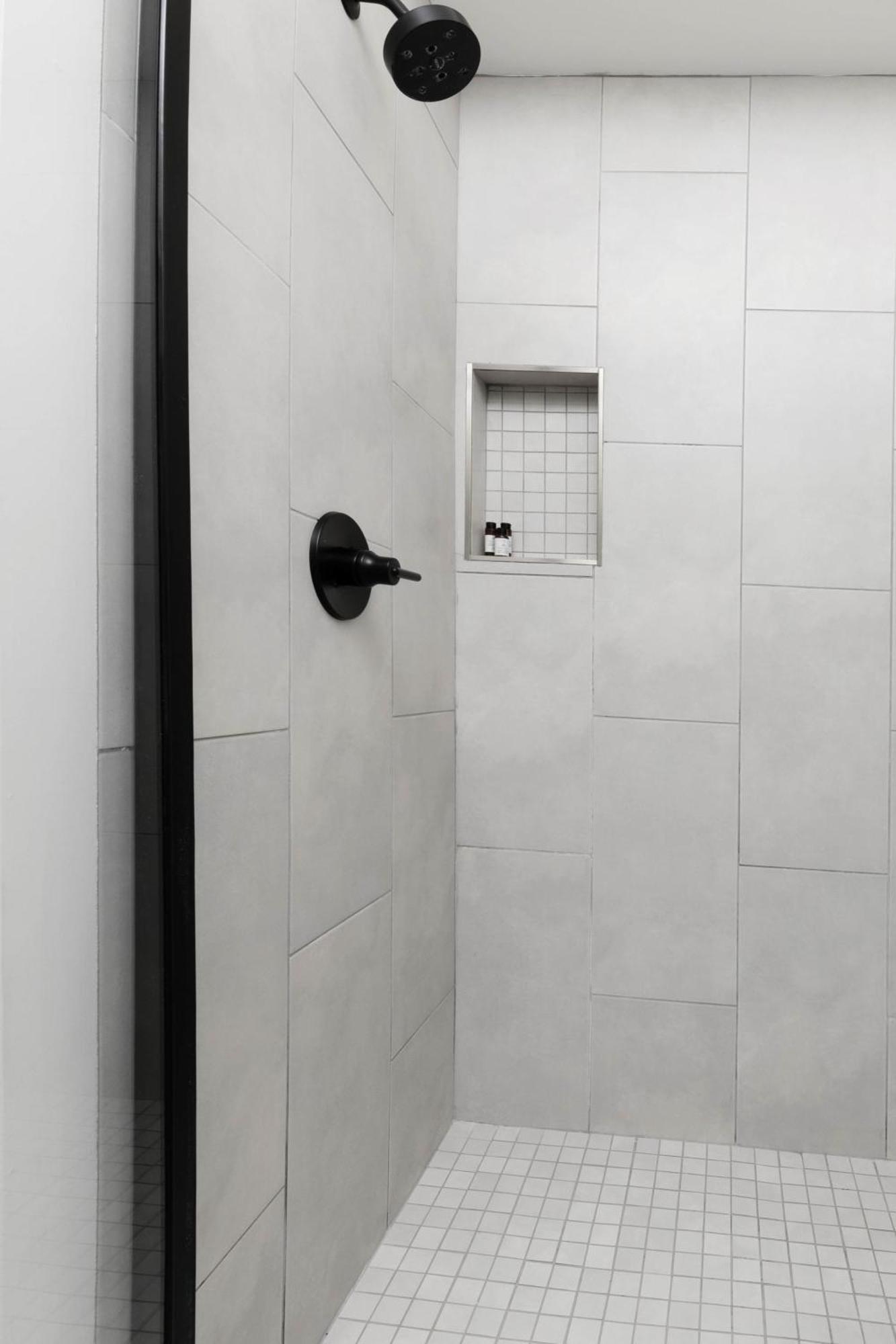 Holiday home The Camellia & The Bluestem - Two Four Bedroom Homes