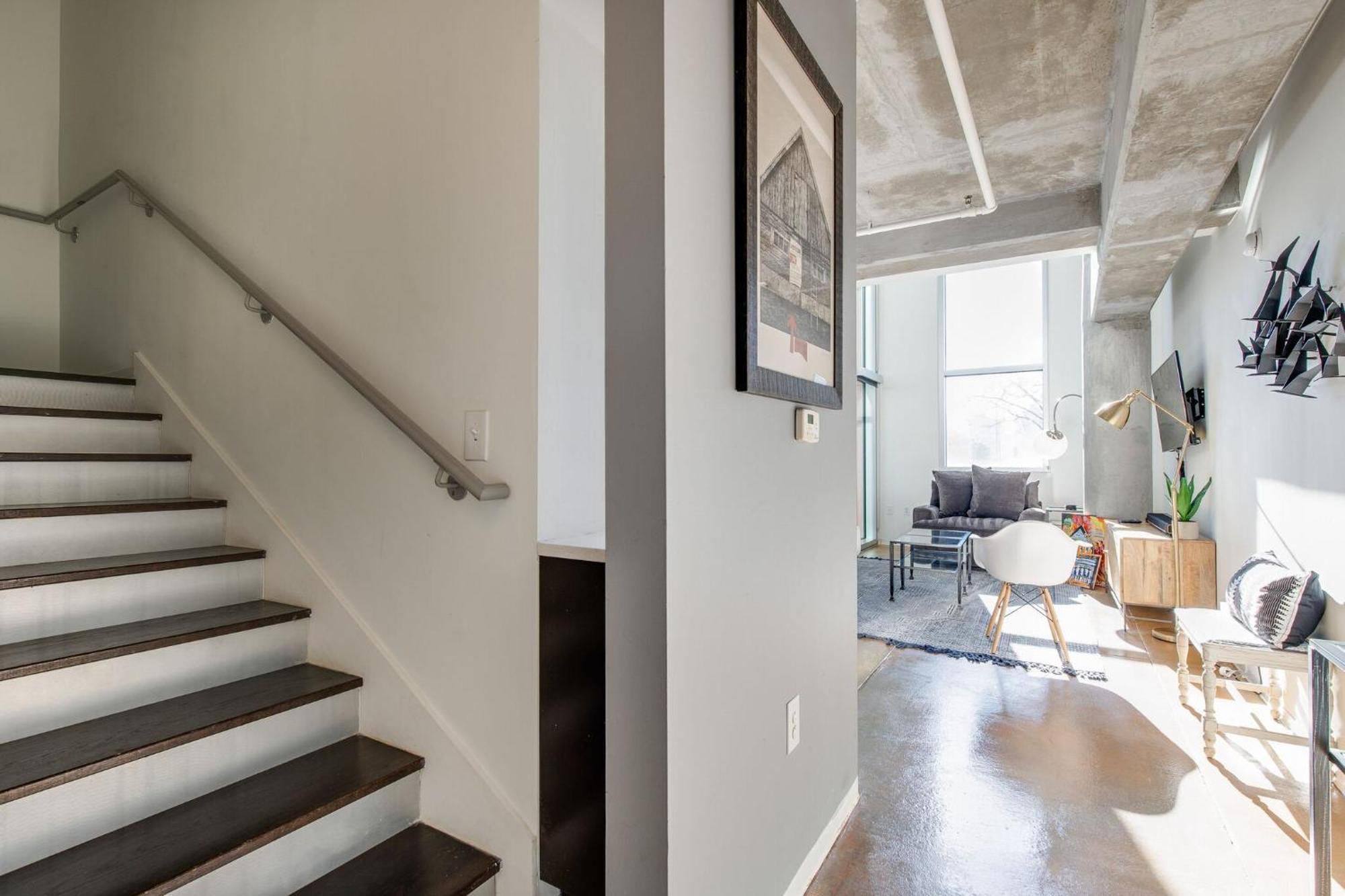 5m106- Spacious Chic 1br East Loft Holiday home *