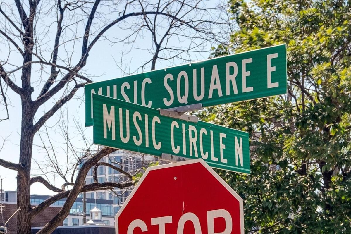 The Gulch Music Row Broadway Parking * Nashville