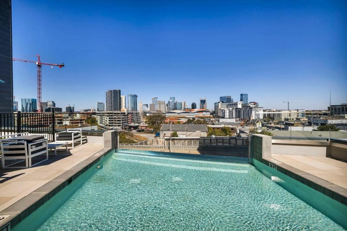 The Gulch Music Row Broadway Parking Apartment *