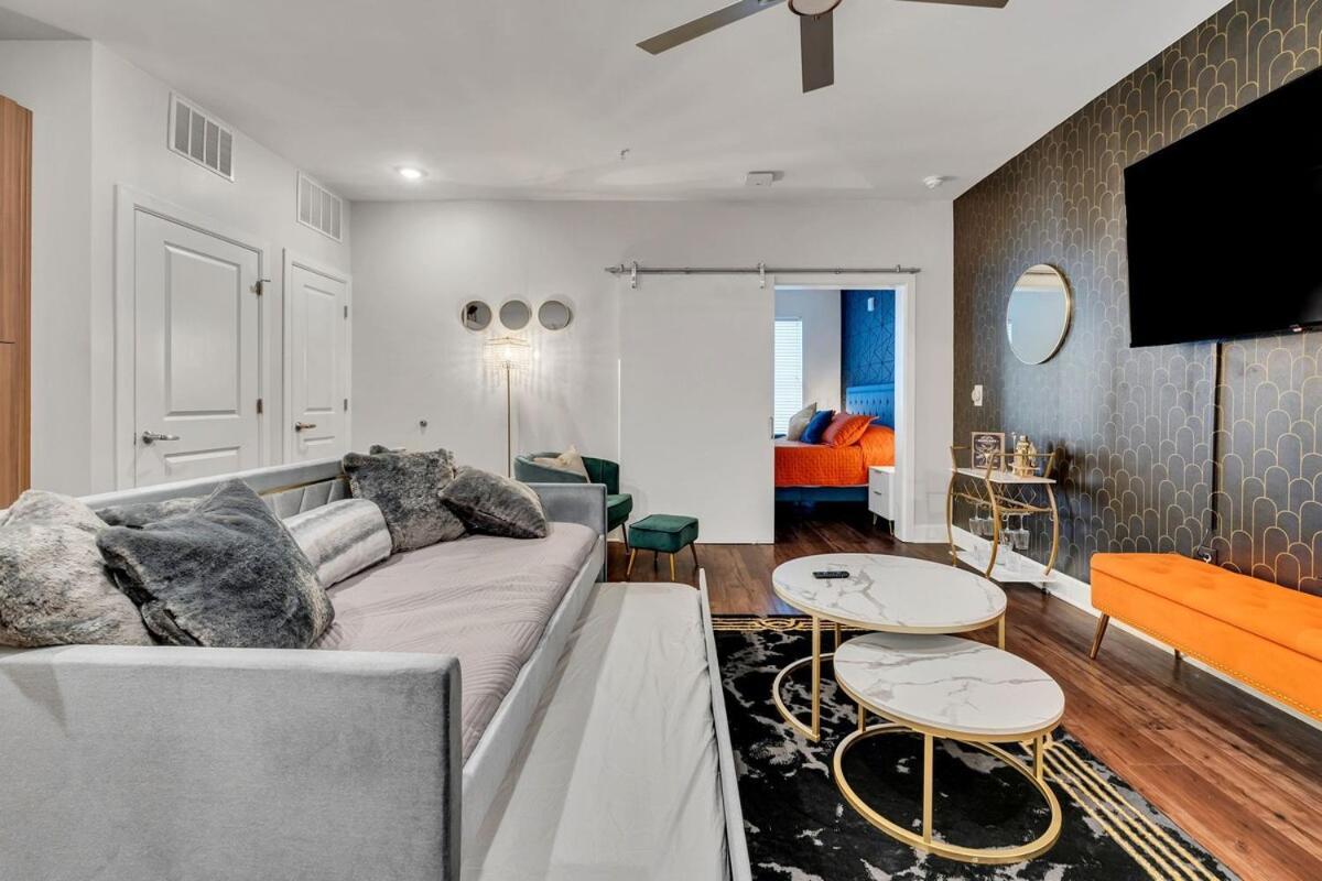 The Gulch Music Row Broadway Parking Apartment Nashville