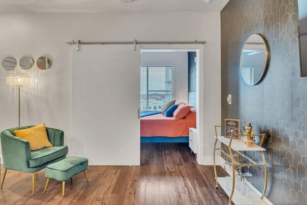 The Gulch Music Row Broadway Parking Apartment Nashville