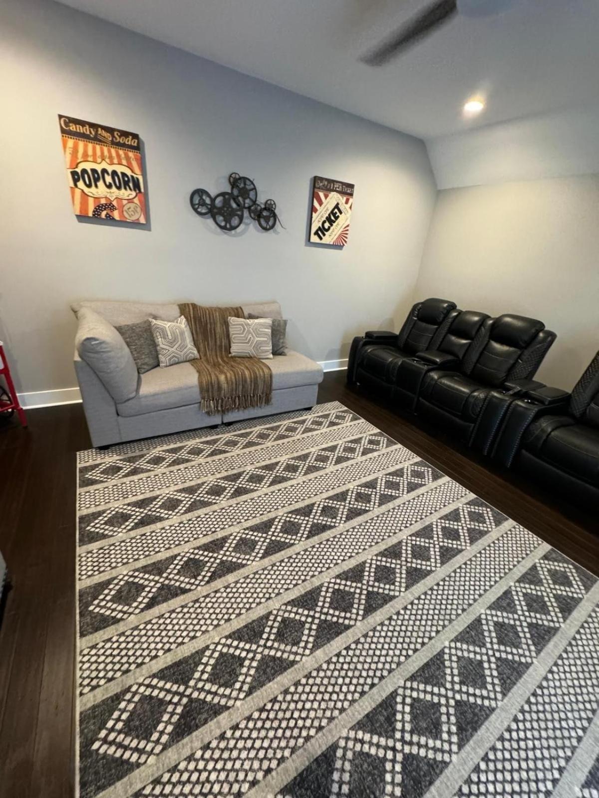 Lakeshore Luxury Near River With Hot Tub And Rooftop Deck Holiday home Nashville