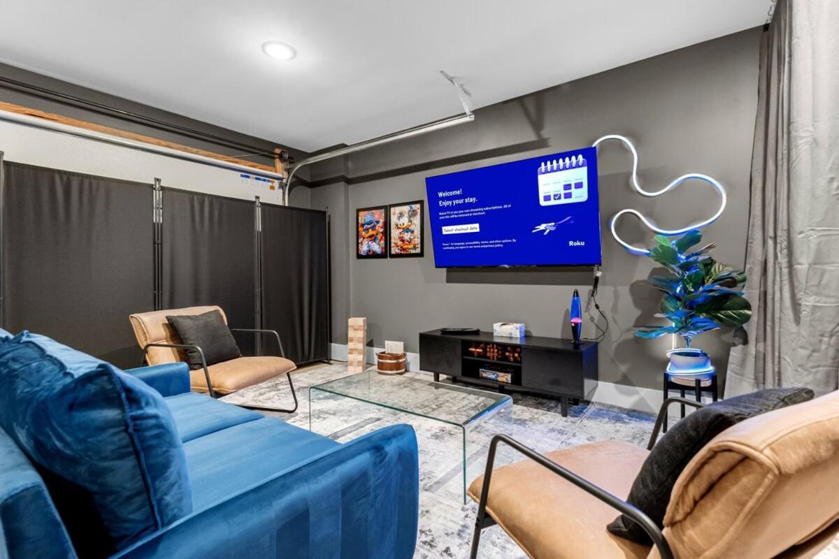 14 Bed Luxe Retreat With Game & Perfect For Large Groups! *