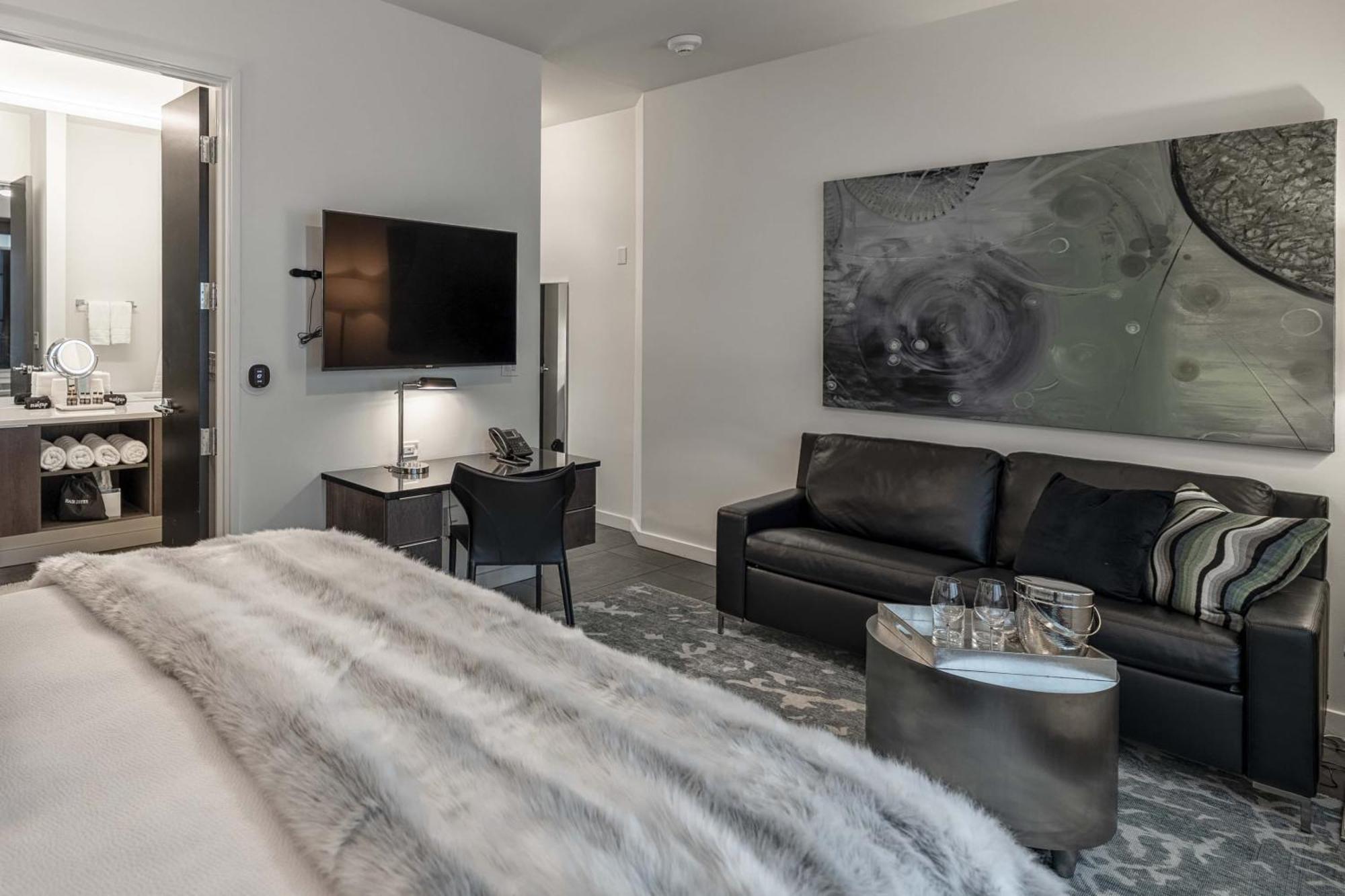 121 Floor 2 Buyout By Avantstay Entire Second Floor Buyout Of 121 Sleeps 18 * Nashville