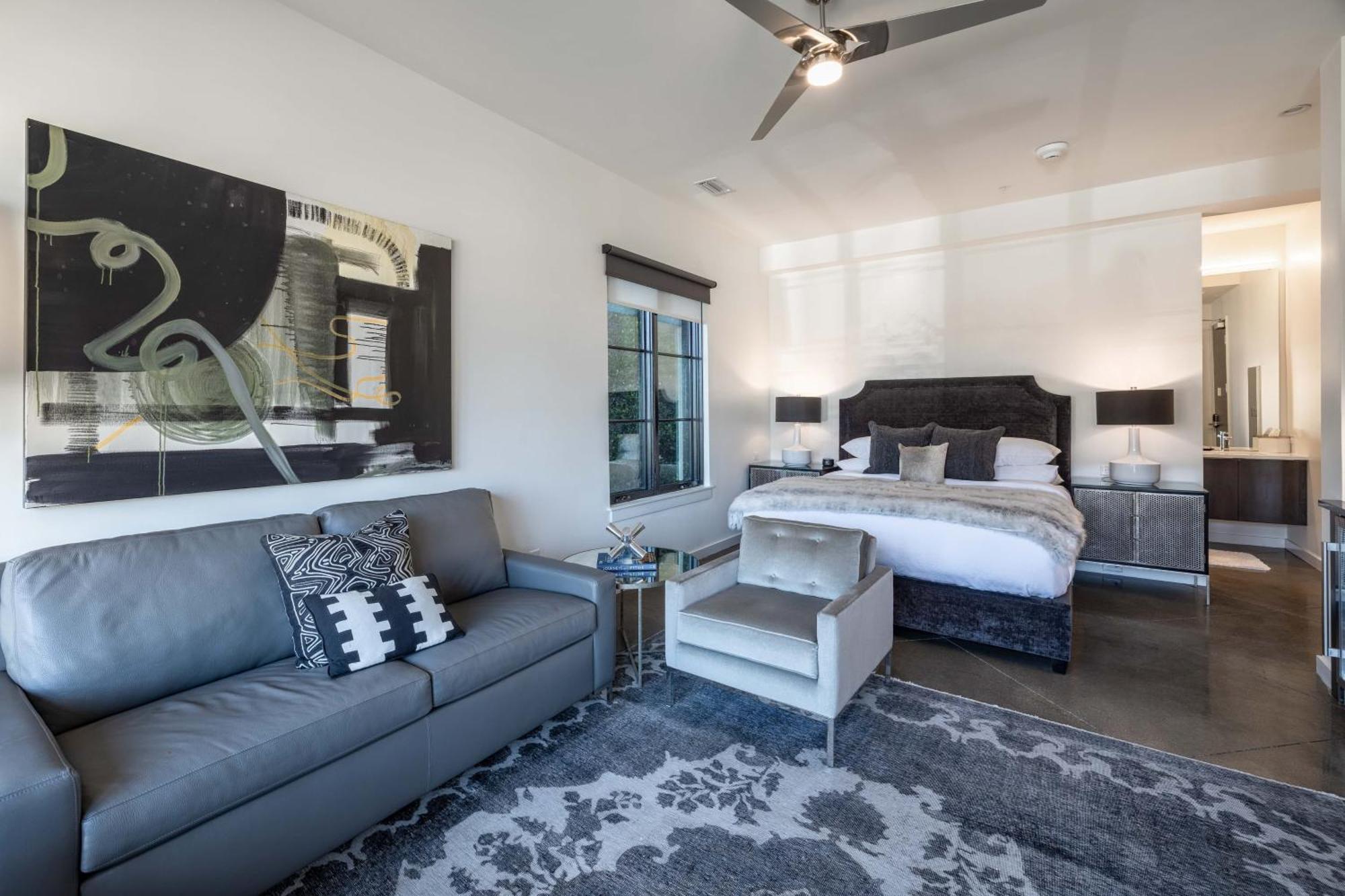 121 Floor 1 Buyout By Avantstay Entire First Floor Buyout Of 121 Sleeps 16 Apartment