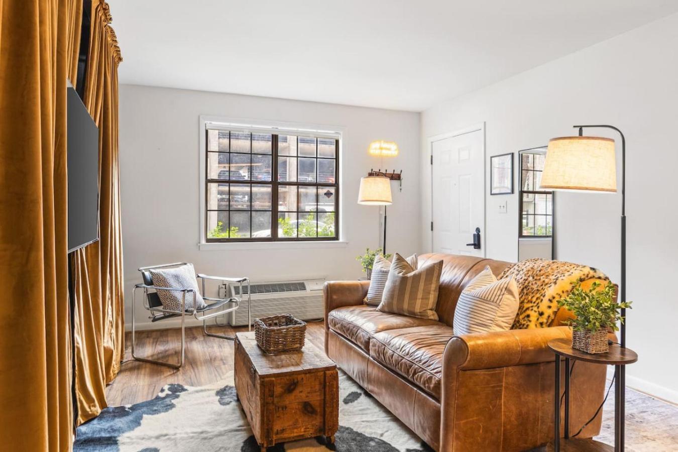 Holiday home Cozy By Music Row Walk To Restaurants And Bars *