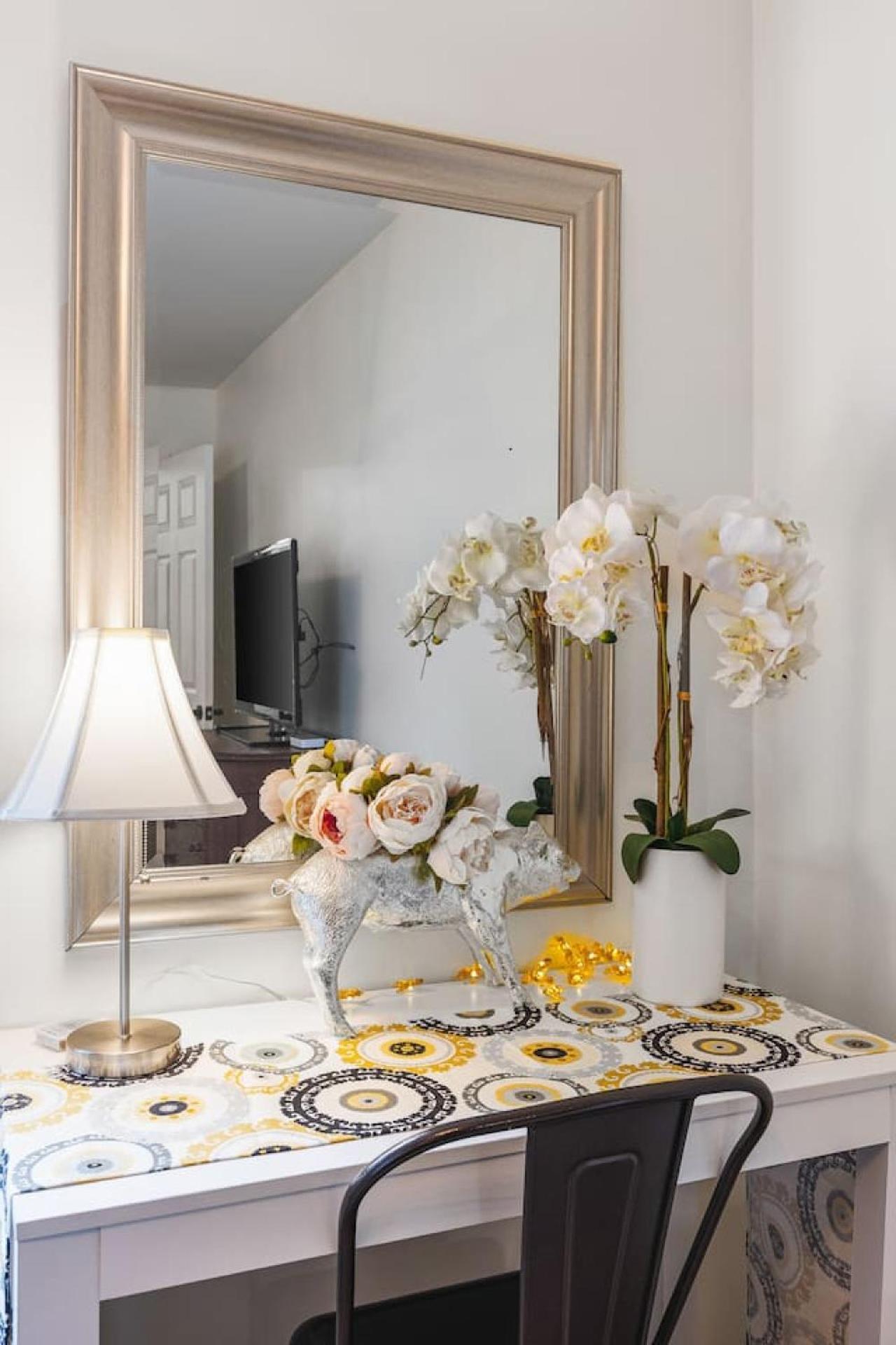 Cozy By Music Row Walk To Restaurants And Bars Holiday home Nashville