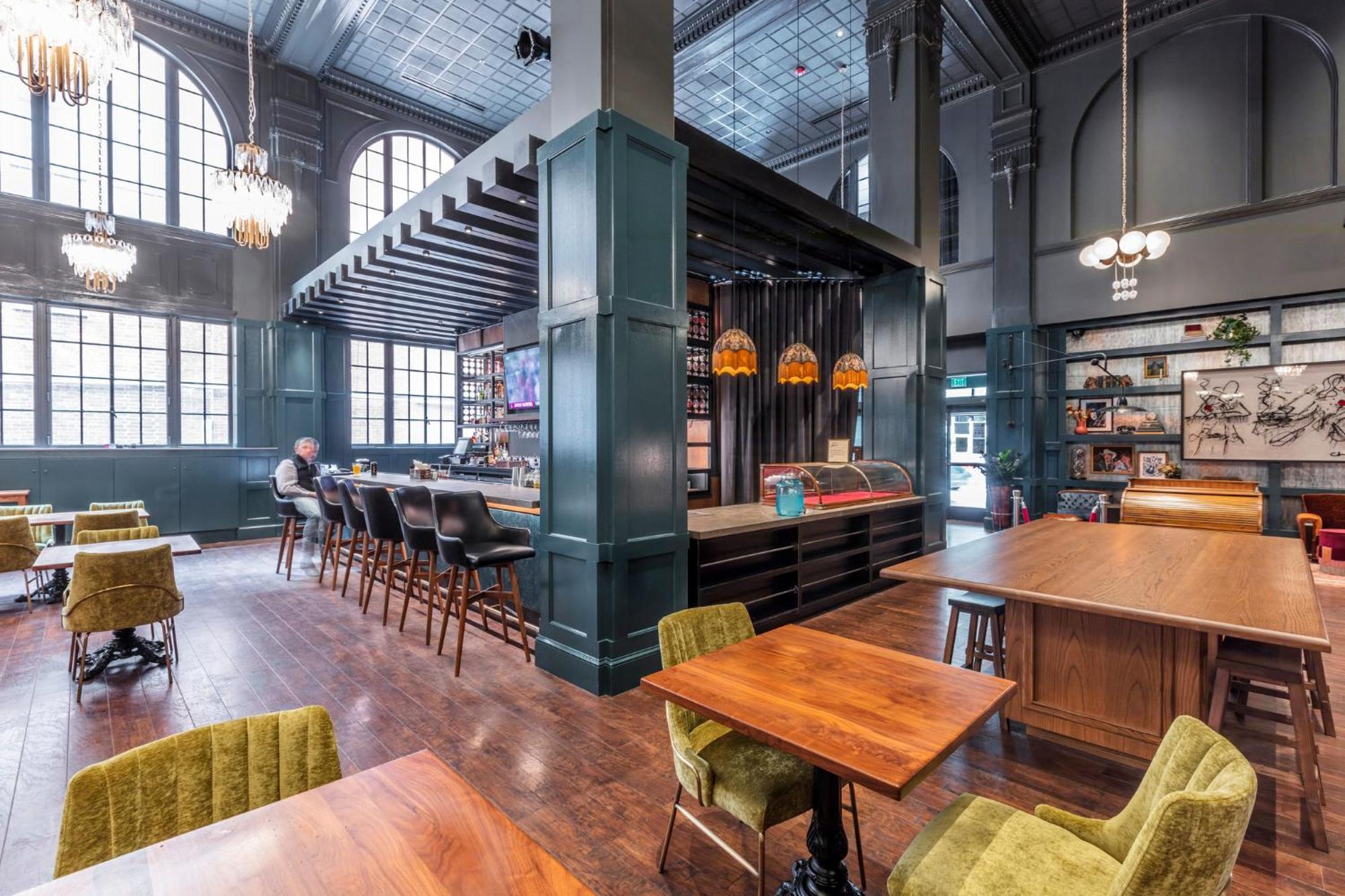 The Countrypolitan - Indigo