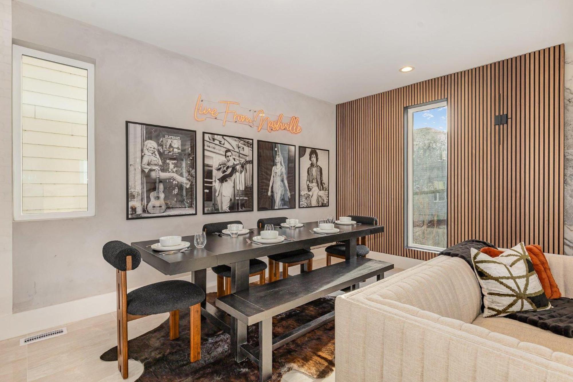 Holiday home Luxe-high Note-rooftop Hot Tub-3 Mins To Broadway *