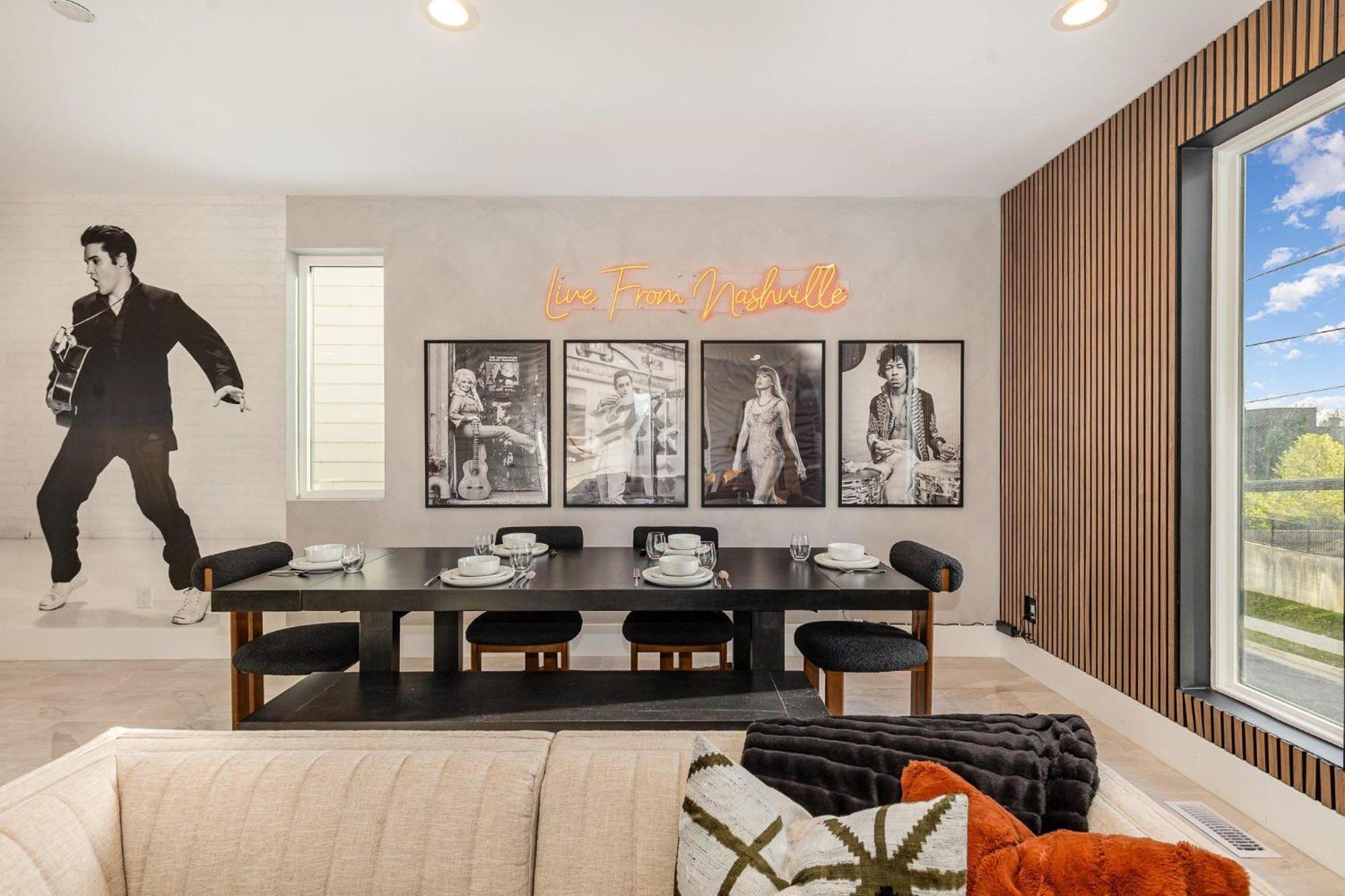 Luxe-high Note-rooftop Hot Tub-3 Mins To Broadway Holiday home