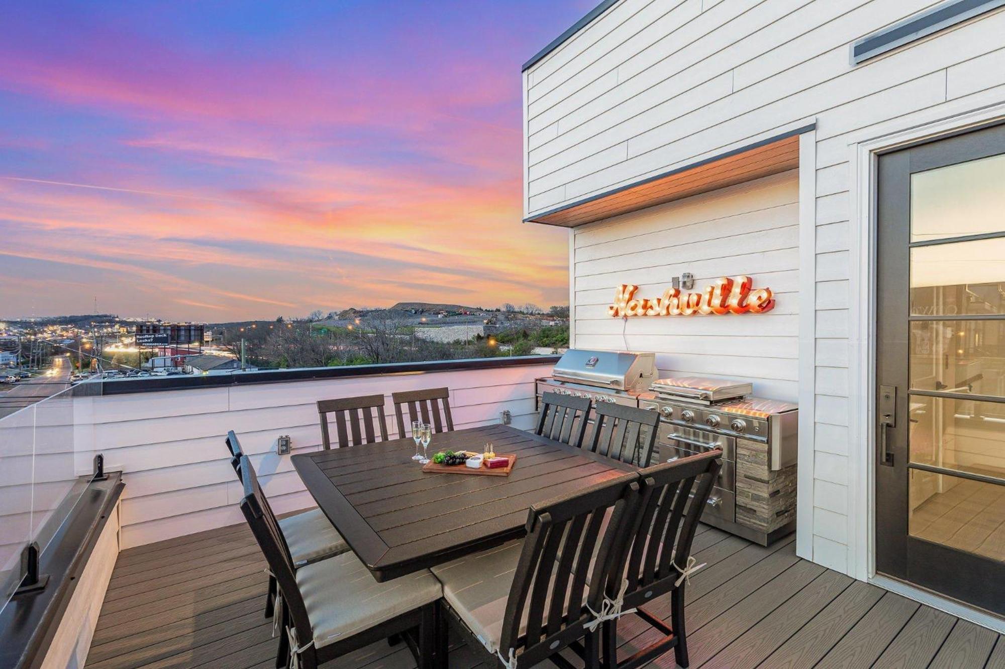 Holiday home Luxe-high Note-rooftop Hot Tub-3 Mins To Broadway Nashville