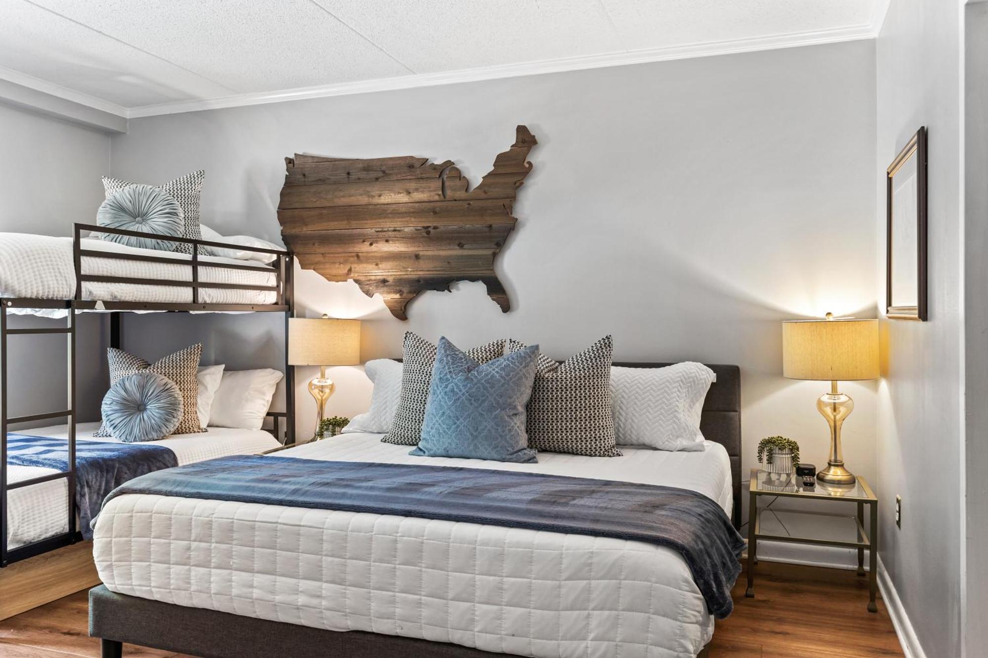 Famous Music Row 1 Bedroom With Free Parking And Pool Nashville