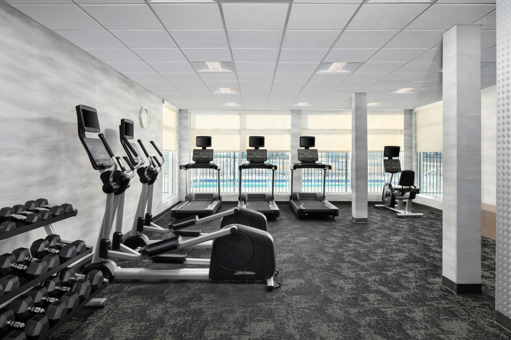 Fairfield By Marriott & Bellevue *