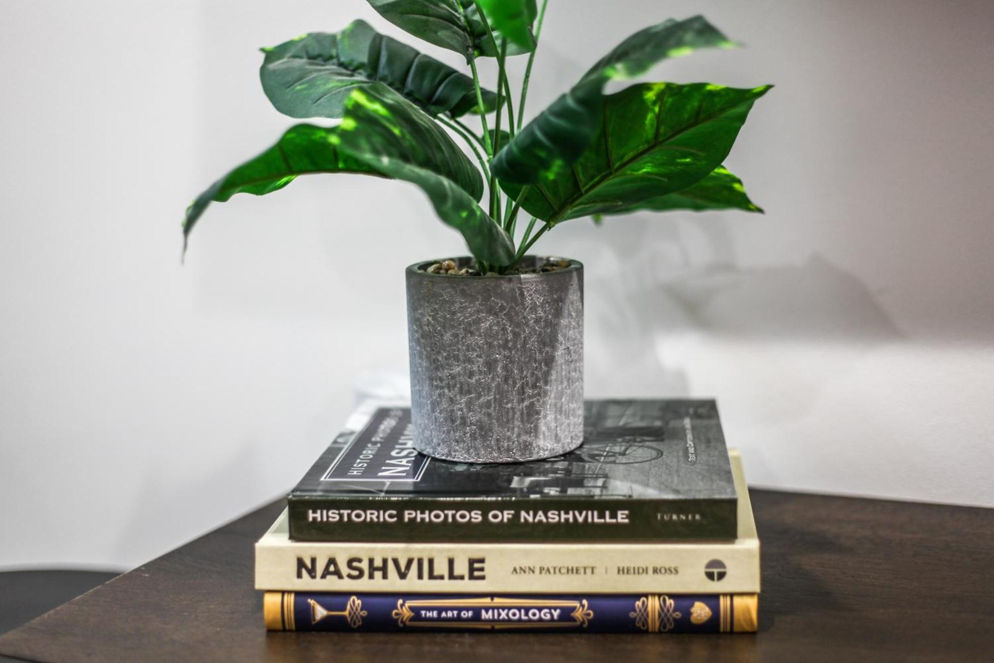 Western World Near Vandy On West End * Nashville