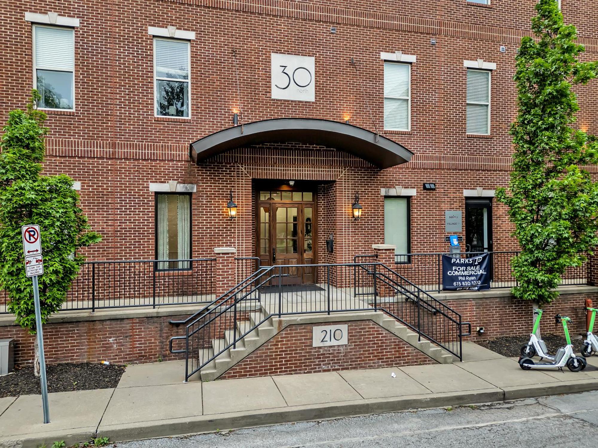 The Barrelhouse Loft In West End Near Vandy And Centennial