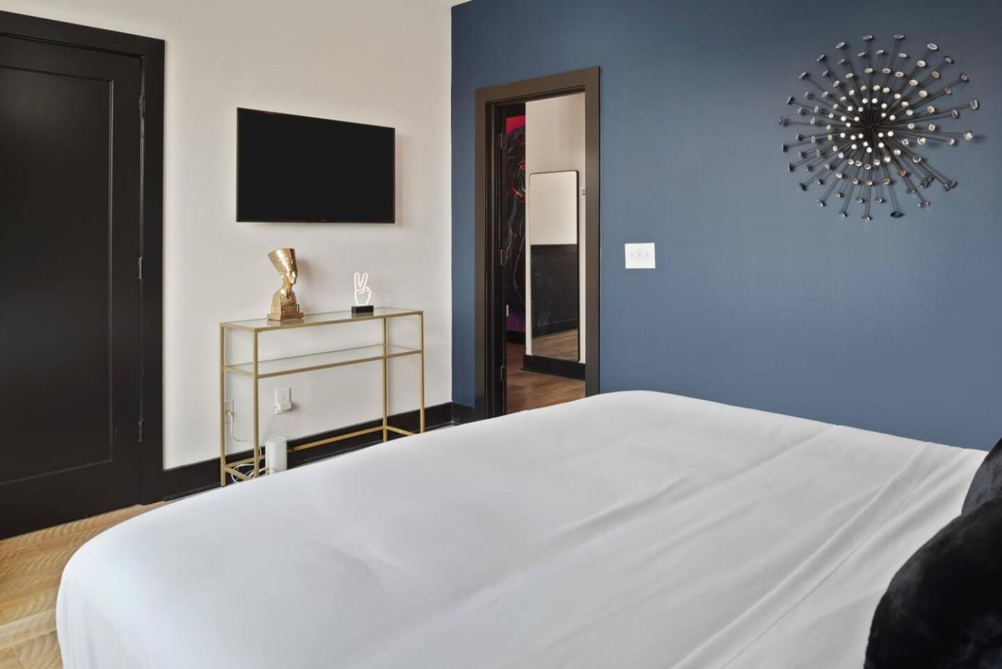 Holiday home 5 Star Stay! Walk To Gulch Rooftop Hot Tub Nashville