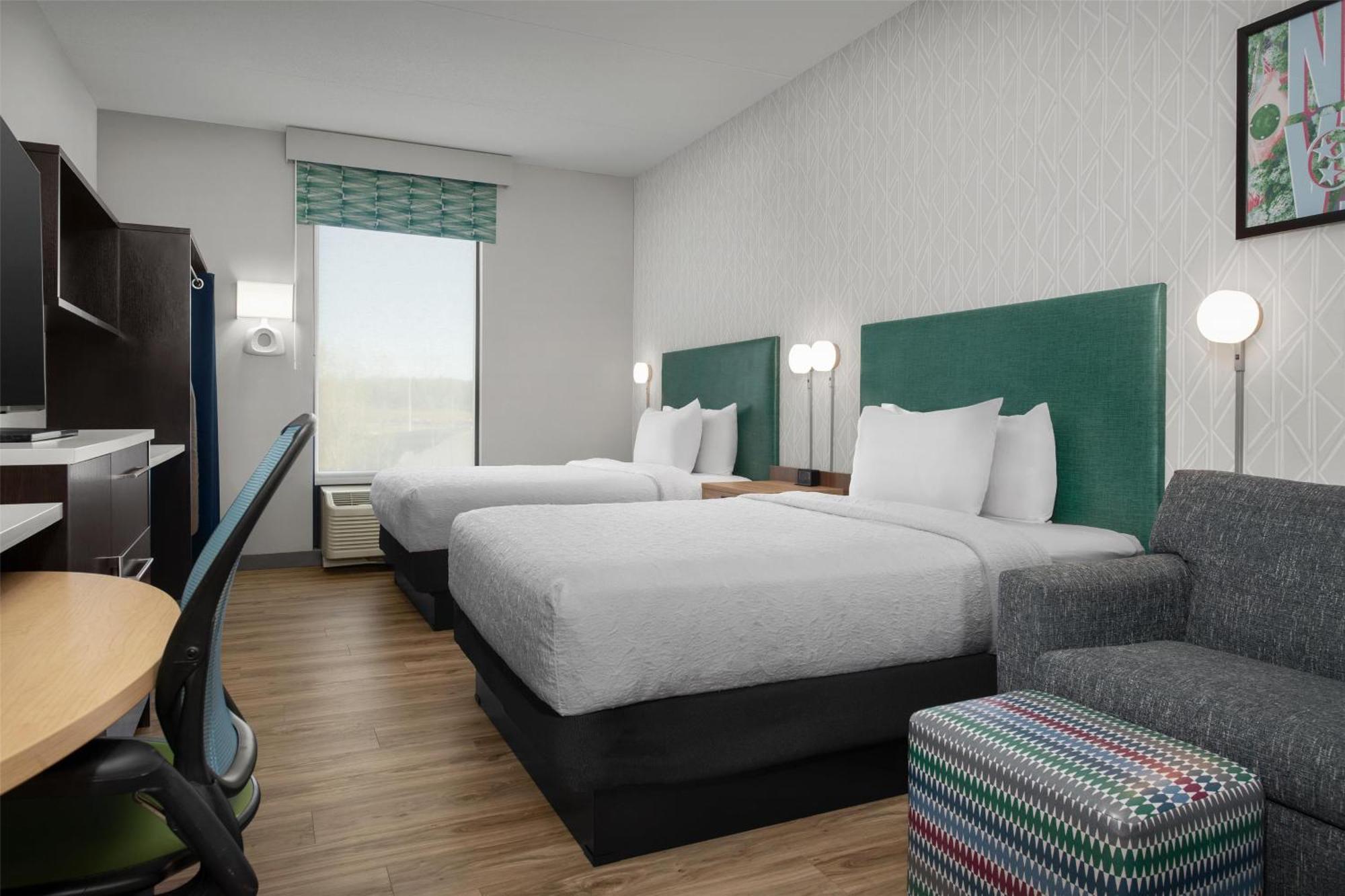 Hotel Home2 Airport 3*