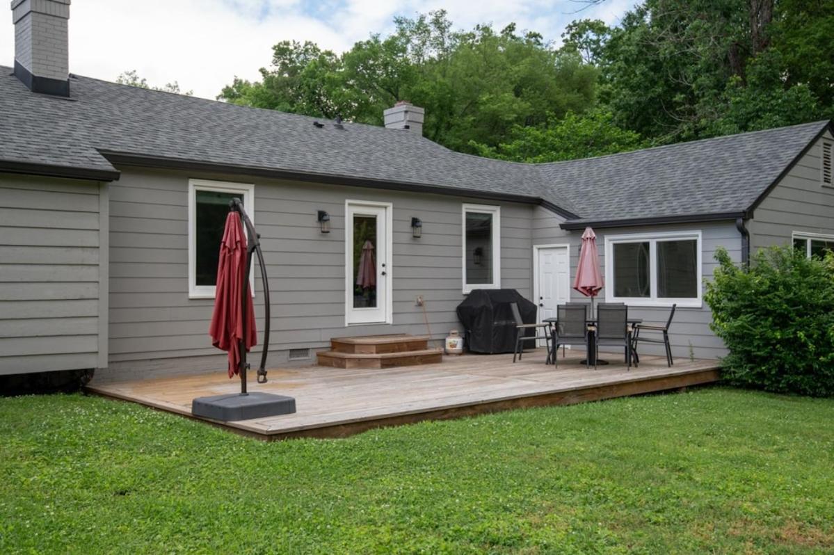 Modern Music Oasis Sauna & Spacious Yard