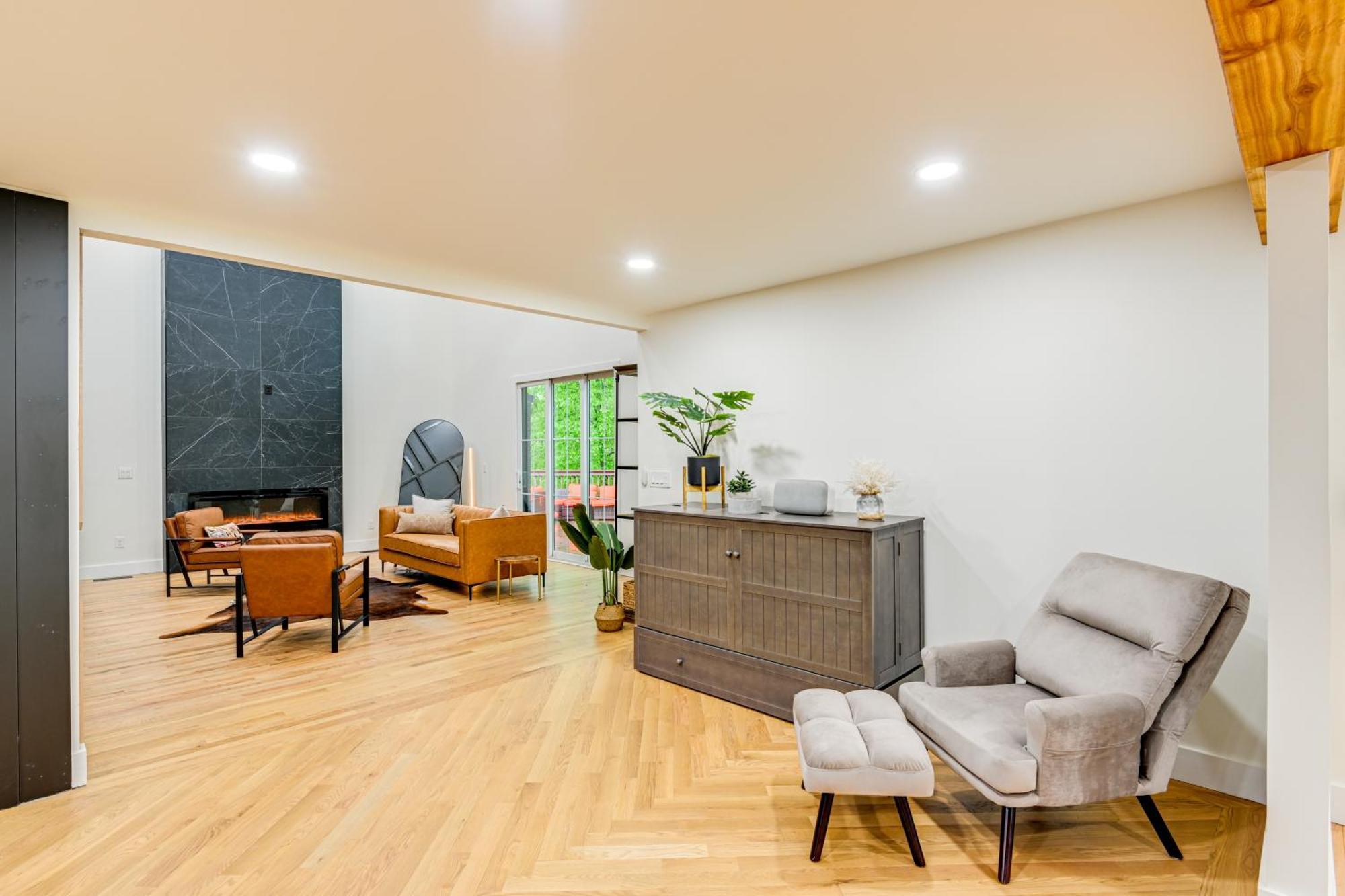 Holiday home Spacious Deck Contemporary In Nashville! *