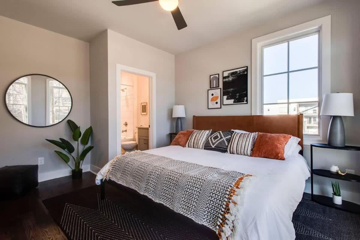 West End Escape - New Build With Rooftop Views * Nashville