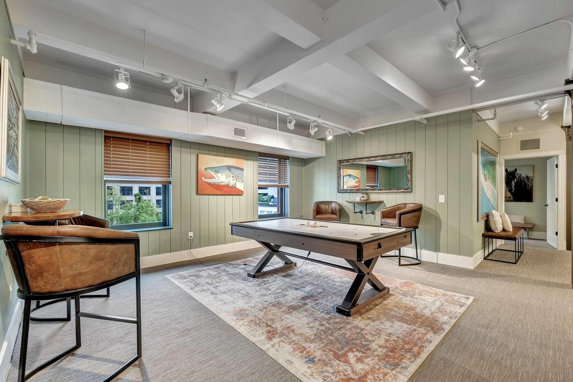 Rustic 6br By Maddox Apartment