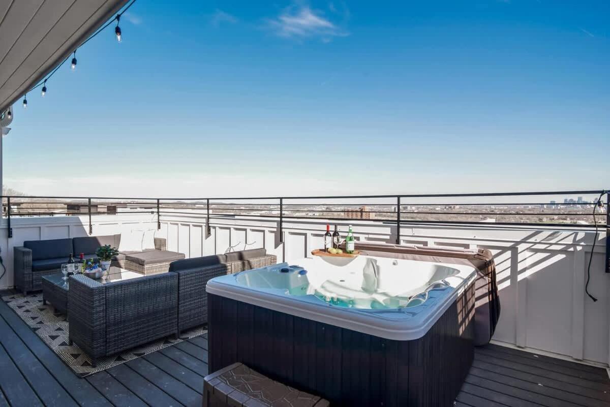 Side By Side Nash Homes - Relaxing Rooftop Patios Nashville