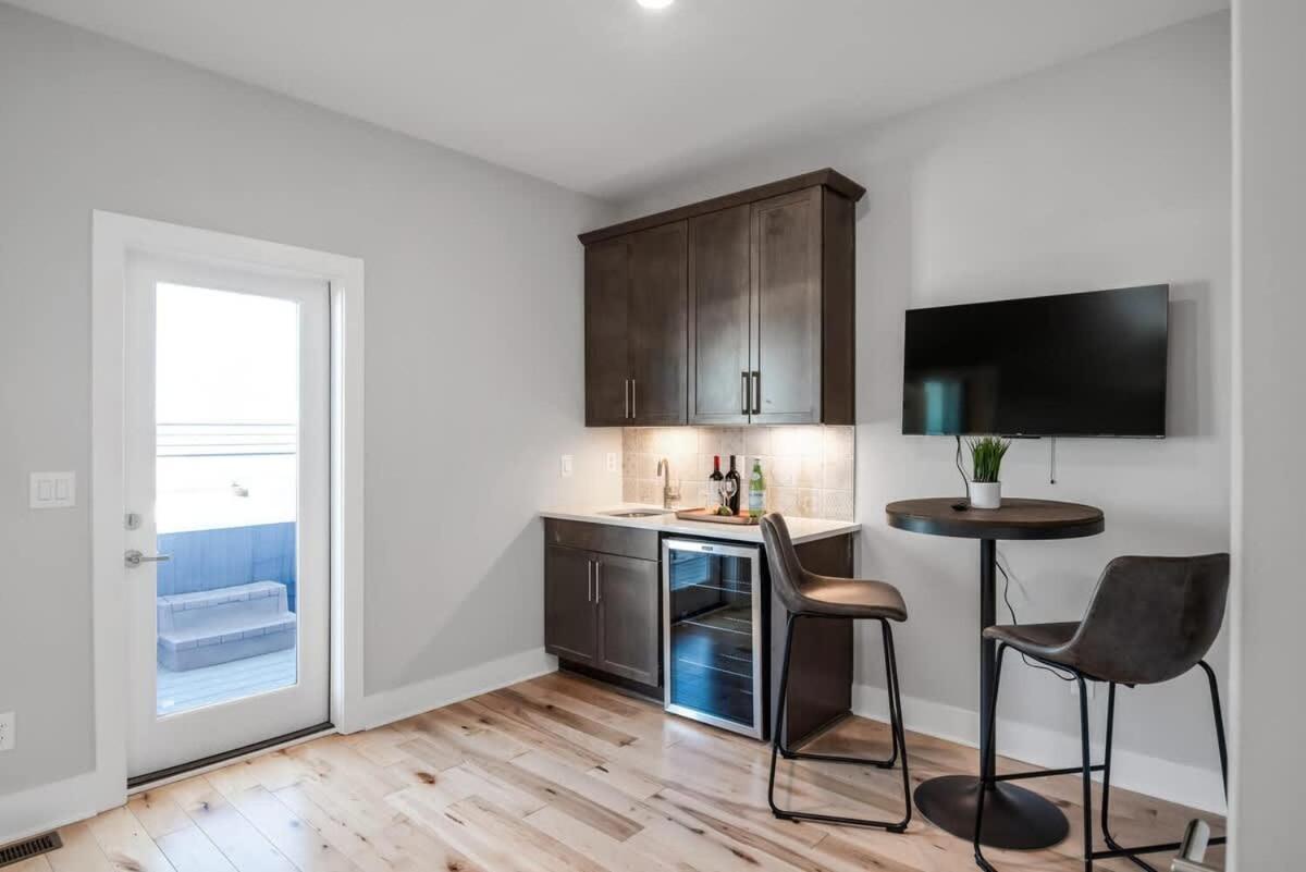 Holiday home Side By Side Nash Homes - Relaxing Rooftop Patios Nashville